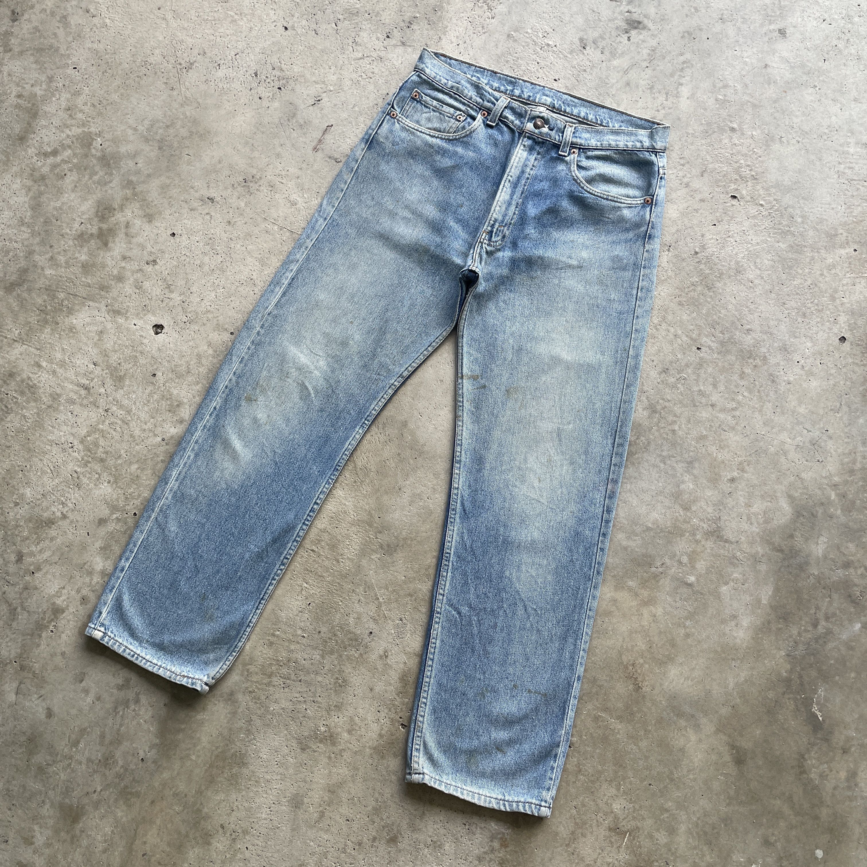 Levi's Vintage Clothing 1990s VINTAGE LEVI’S 505 MADE IN USA JEANS FADED PANTS Size US 33 - 1 Thumbnail