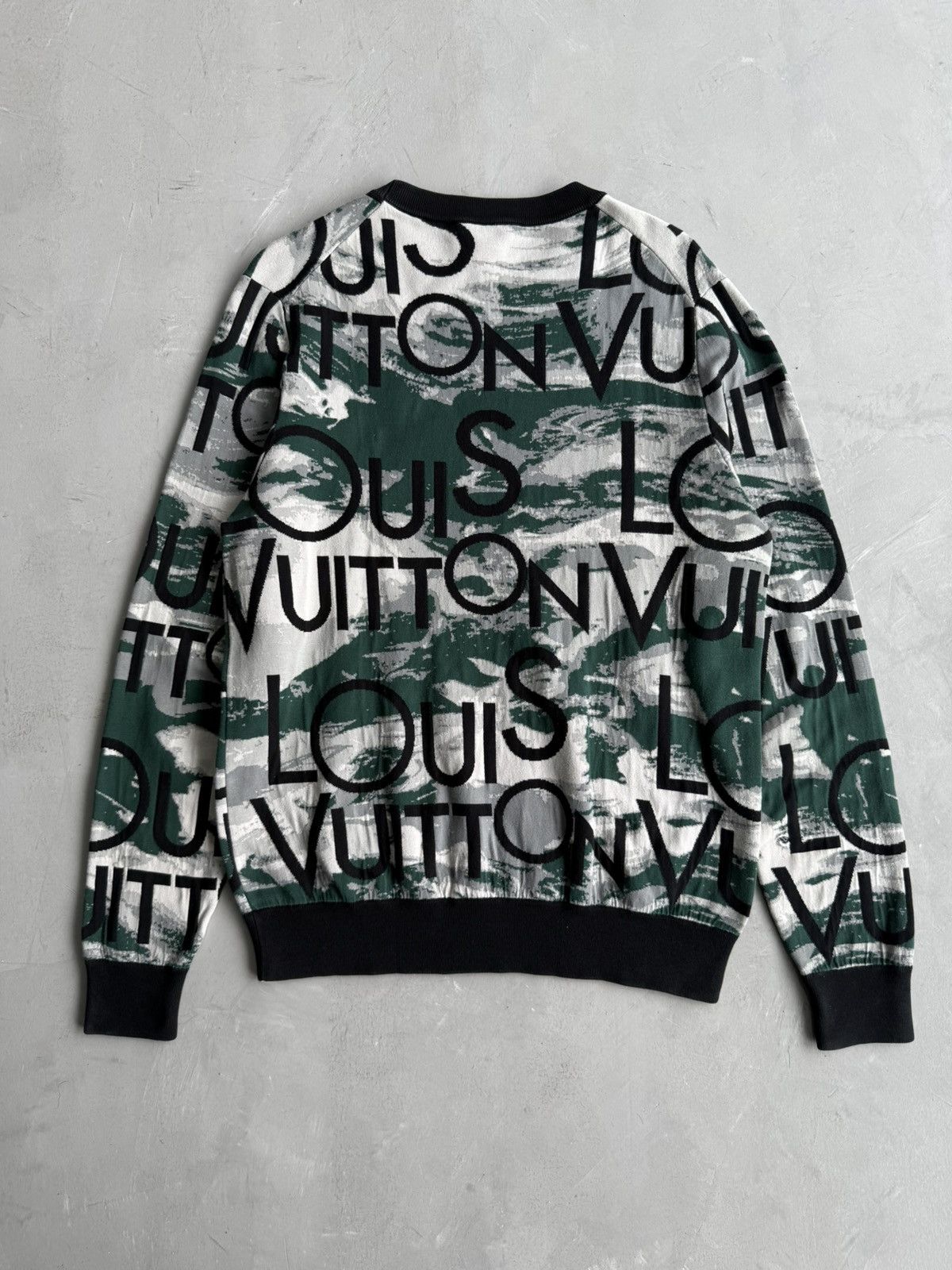 Louis Vuitton Louis Vuitton - Camou Script Knit Crewneck Size US XL / EU 56 / 4 - 2 Thumbnail