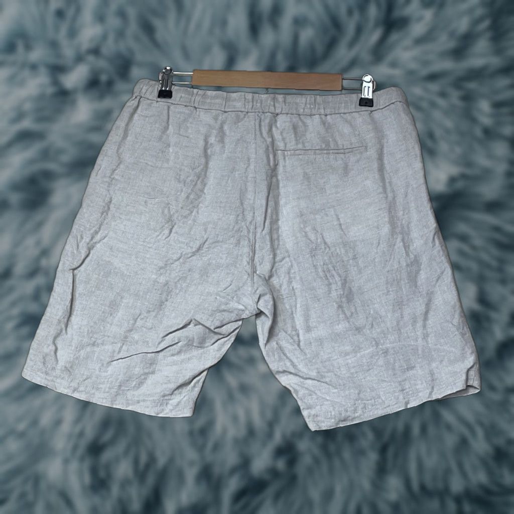 H&M H&M Linen Bermuda Shorts Men Beige 34 Regular Fit Mid Length Casual 34R Mens Size US 34 / EU 50 - 1 Thumbnail