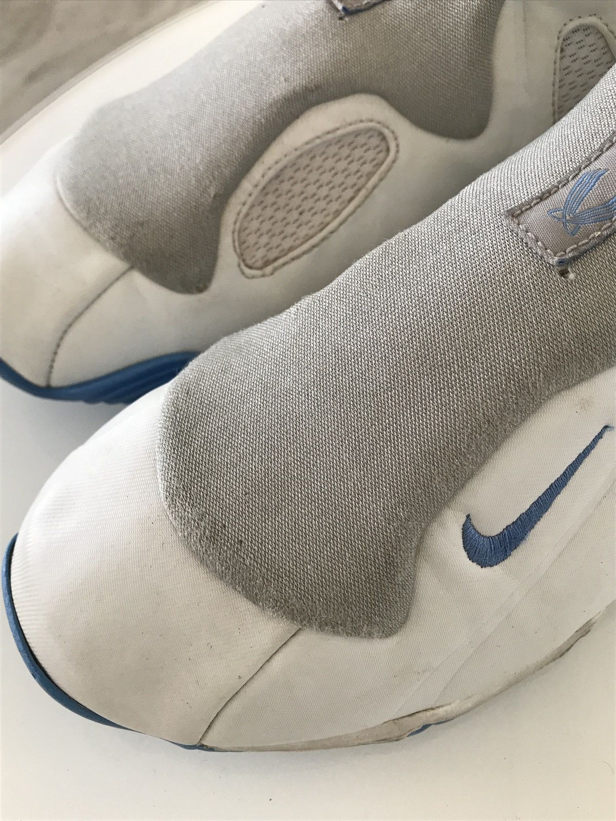 Nike Vintage Nike Shoes Basketball Embroiled Swoosh Size 40 Size US 7 / EU 40 - 7 Thumbnail