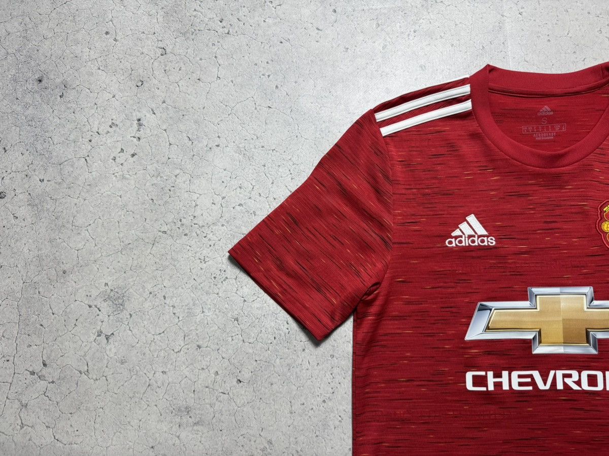 Adidas Adidas FC Manchester United 2020/2021 Vintage Soccer Jersey Size US S / EU 44-46 / 1 - 4 Thumbnail