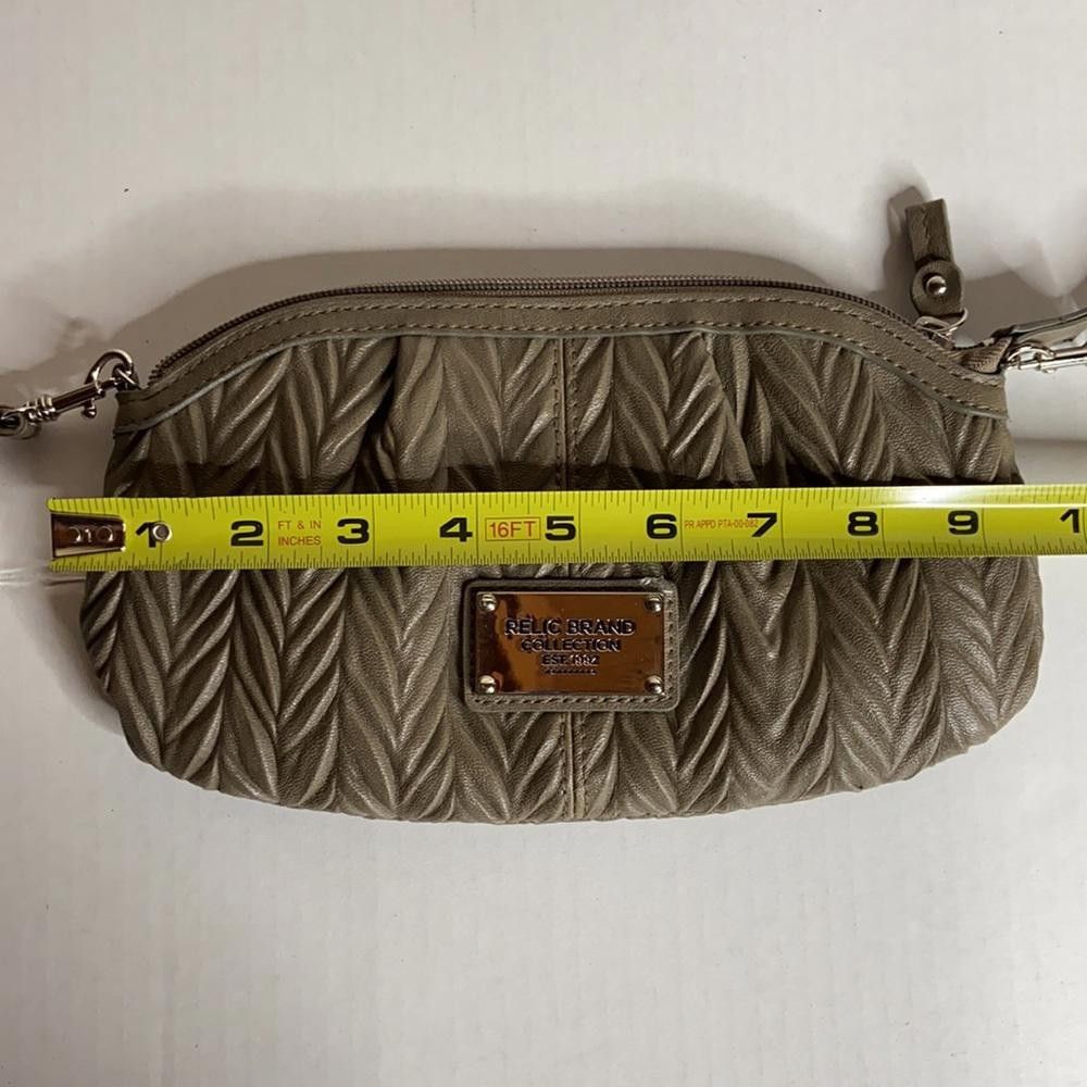 Relic Relic Brand Collection Sm. Taupe Crossbody Clutch Size ONE SIZE - 8 Thumbnail