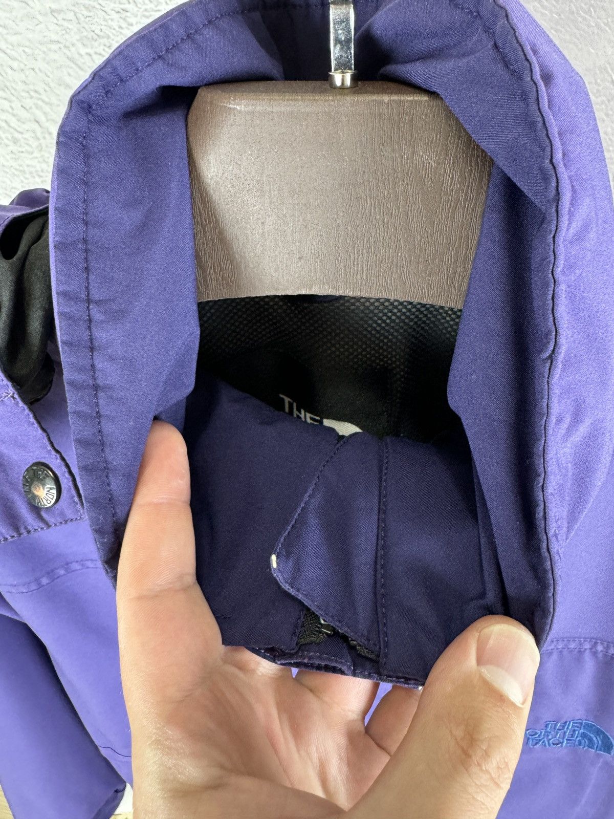 The North Face The north face gore-tex vintage purple long jacket women’s Size M / US 6-8 / IT 42-44 - 10 Thumbnail