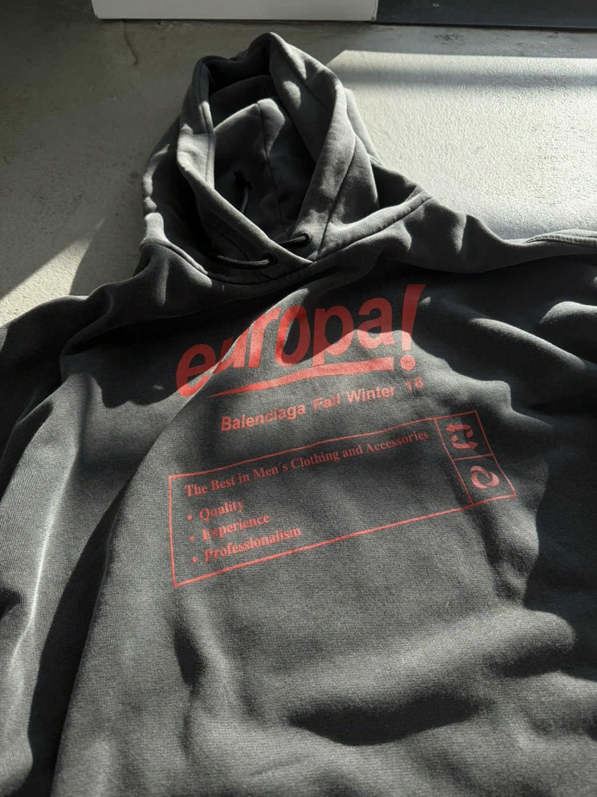 Balenciaga Balenciaga “europa” hoodie ‼️final drop‼️ Size US S / EU 44-46 / 1 - 2 Thumbnail
