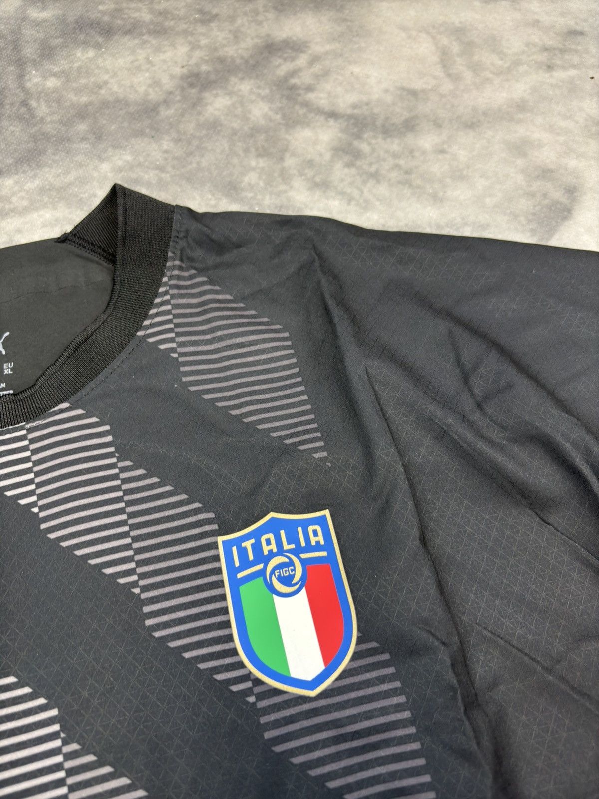 Puma Puma Italy Ultraweave 2020 21 SAMPLE soccer jersey rare Size US XL / EU 56 / 4 - 5 Thumbnail