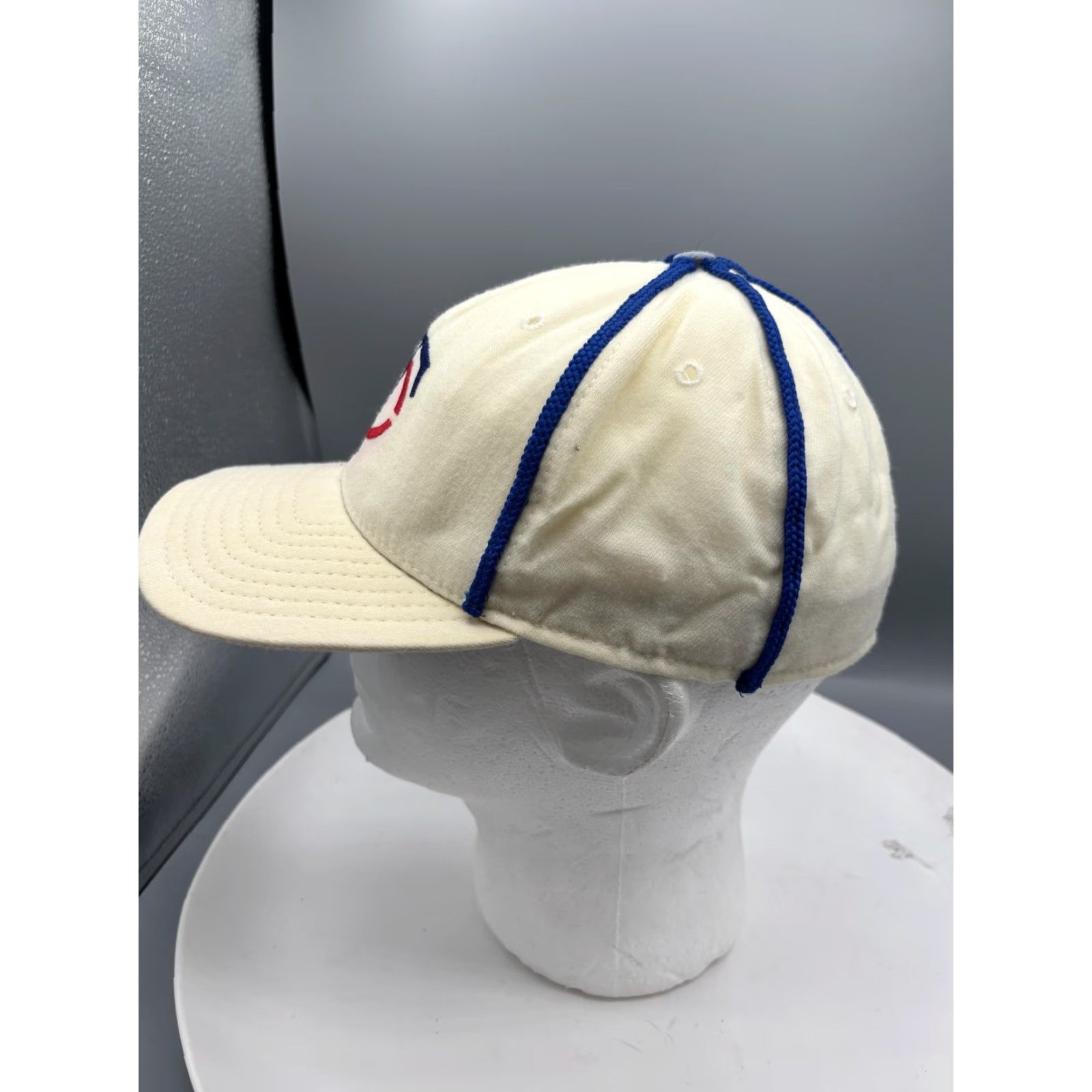New Era VINTAGE Minnesota Twins Hat Cap Fitted Mens 7 1/4 White Blue MLB New Era 90s Size ONE SIZE - 5 Thumbnail