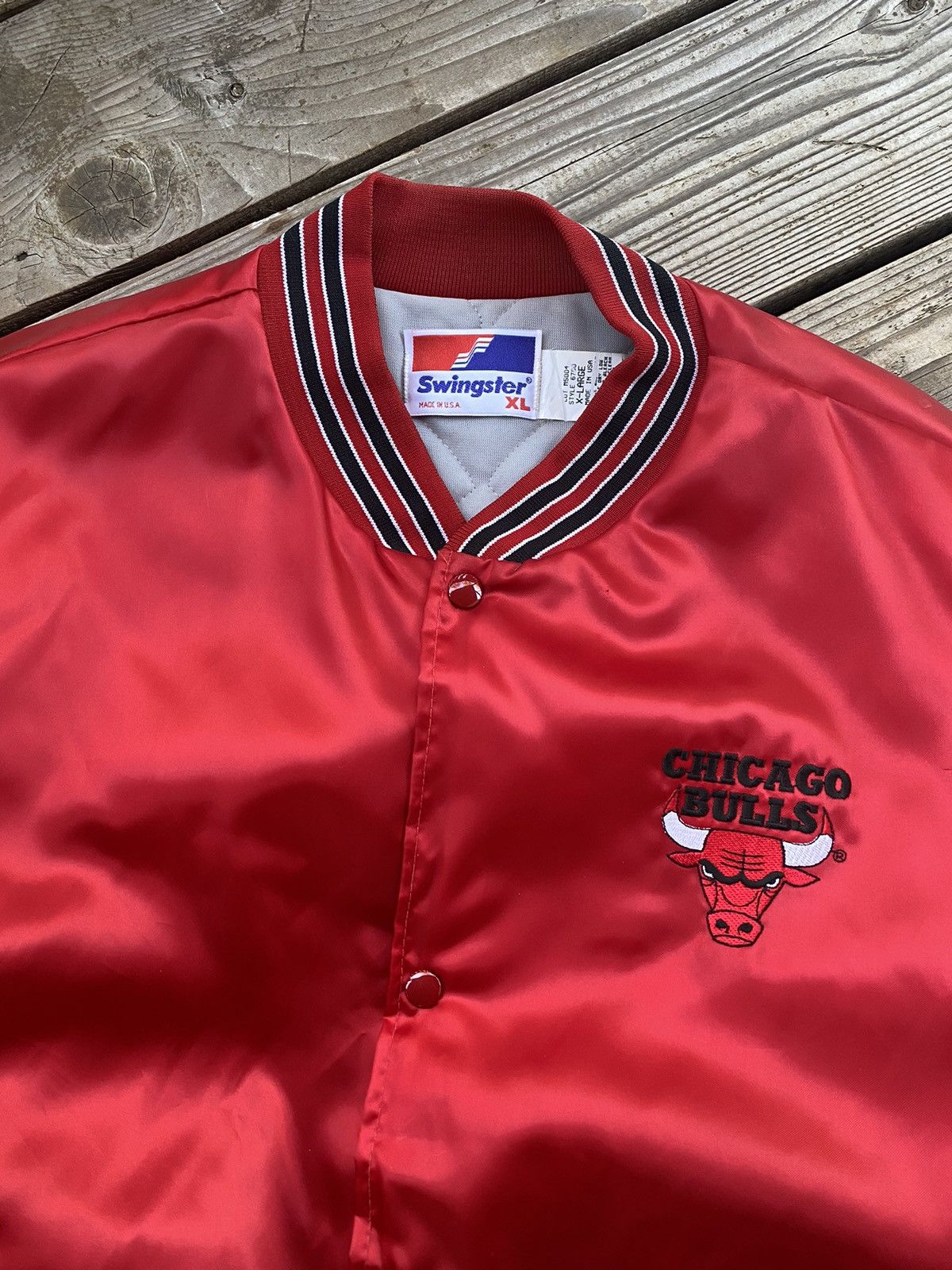 NBA Vintage Chicago Bulls Embroidered Swingster Bomber Jacket Size US XL / EU 56 / 4 - 1 Thumbnail