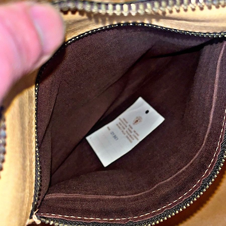 Gucci Authentic Vintage Gucci Suede Monogram GG Web Shoulder Bag Size ONE SIZE - 11 Thumbnail