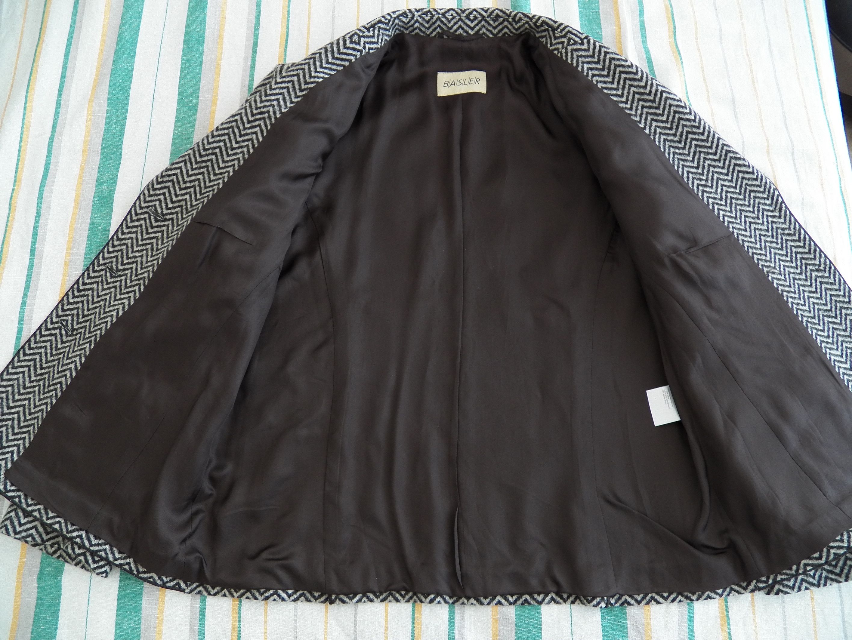 Other Basler Blazer UK16 US12 EU42 Womens Herringbone Wool Size XL / US 12-14 / IT 48-50 - 4 Thumbnail