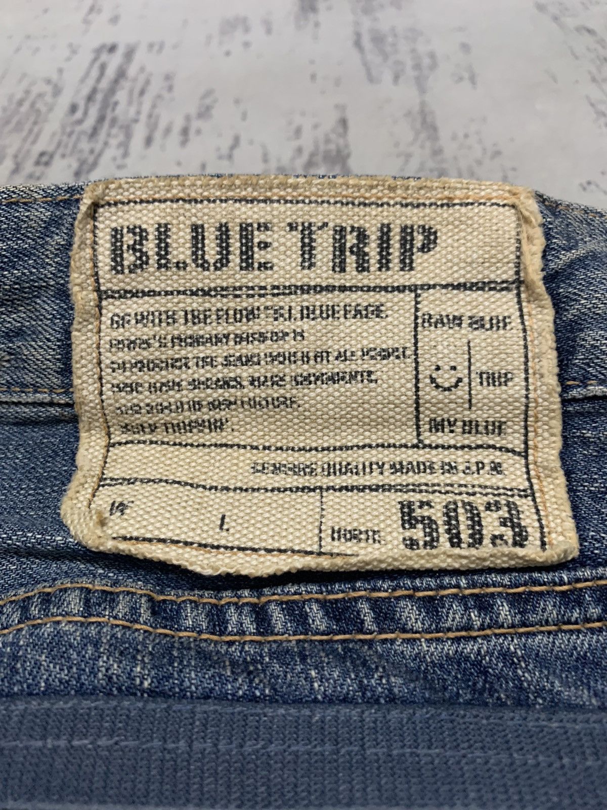 Edwin EDWIN BLUE TRIP CLAW MARK TOKYO DISTRESS DENIM JEANS Size US 32 / EU 48 - 14 Thumbnail