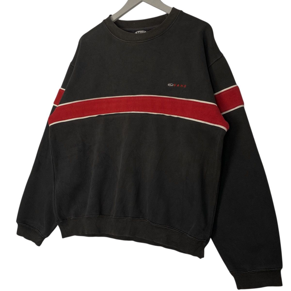 Vintage Vintage Vans Embroidered Sweatshirt Crewneck Black Size L Size US M / EU 48-50 / 2 - 2 Thumbnail
