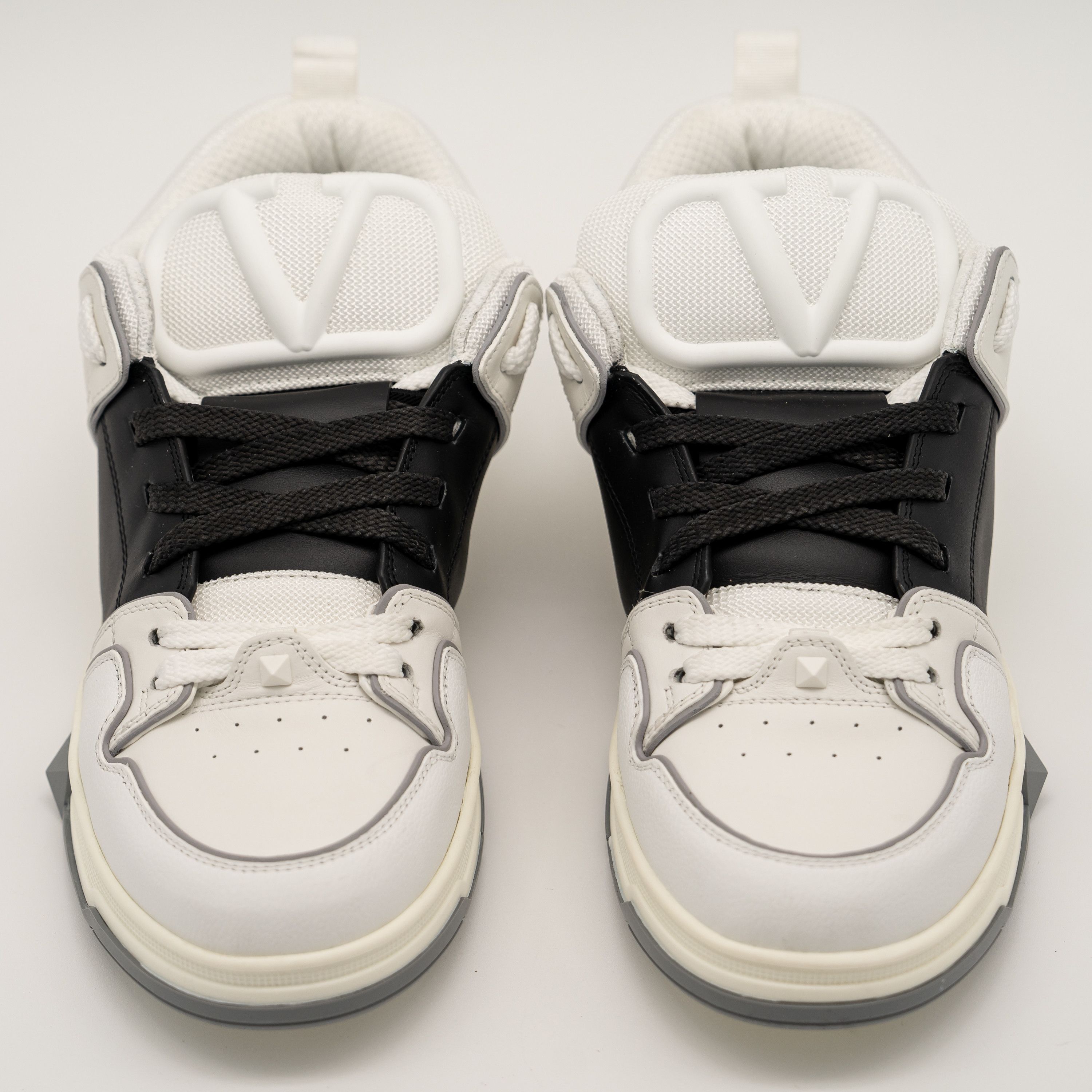 Valentino 44.5eu 11.5 us Valentino Open Skate Sneakers White Black Size US 11.5 / EU 44-45 - 3 Thumbnail