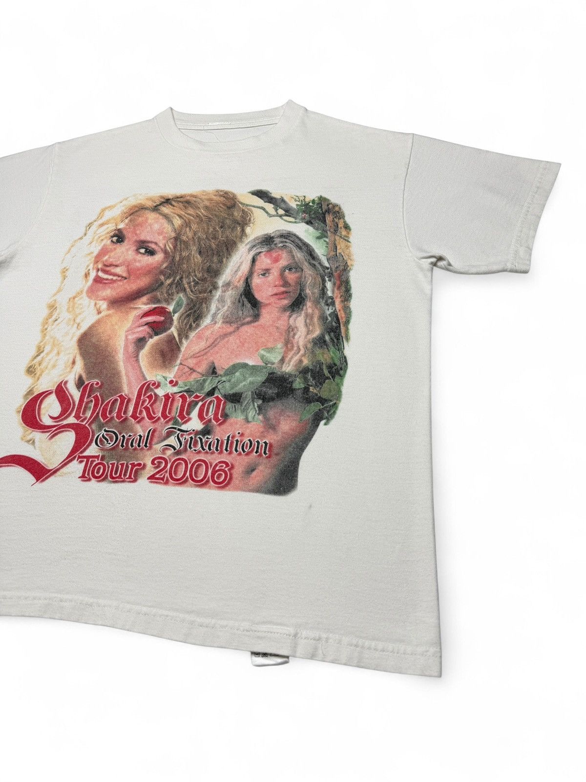 Band Tees Vintage 2006 Shakira Oral Fixation Concert Tee Shirt Size US M / EU 48-50 / 2 - 3 Thumbnail