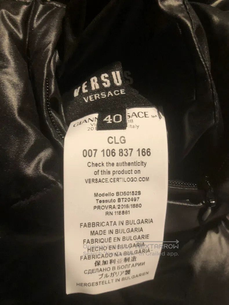 Versace Versace Women's reversible down jacket jacket Size S / US 4 / IT 40 - 3 Thumbnail