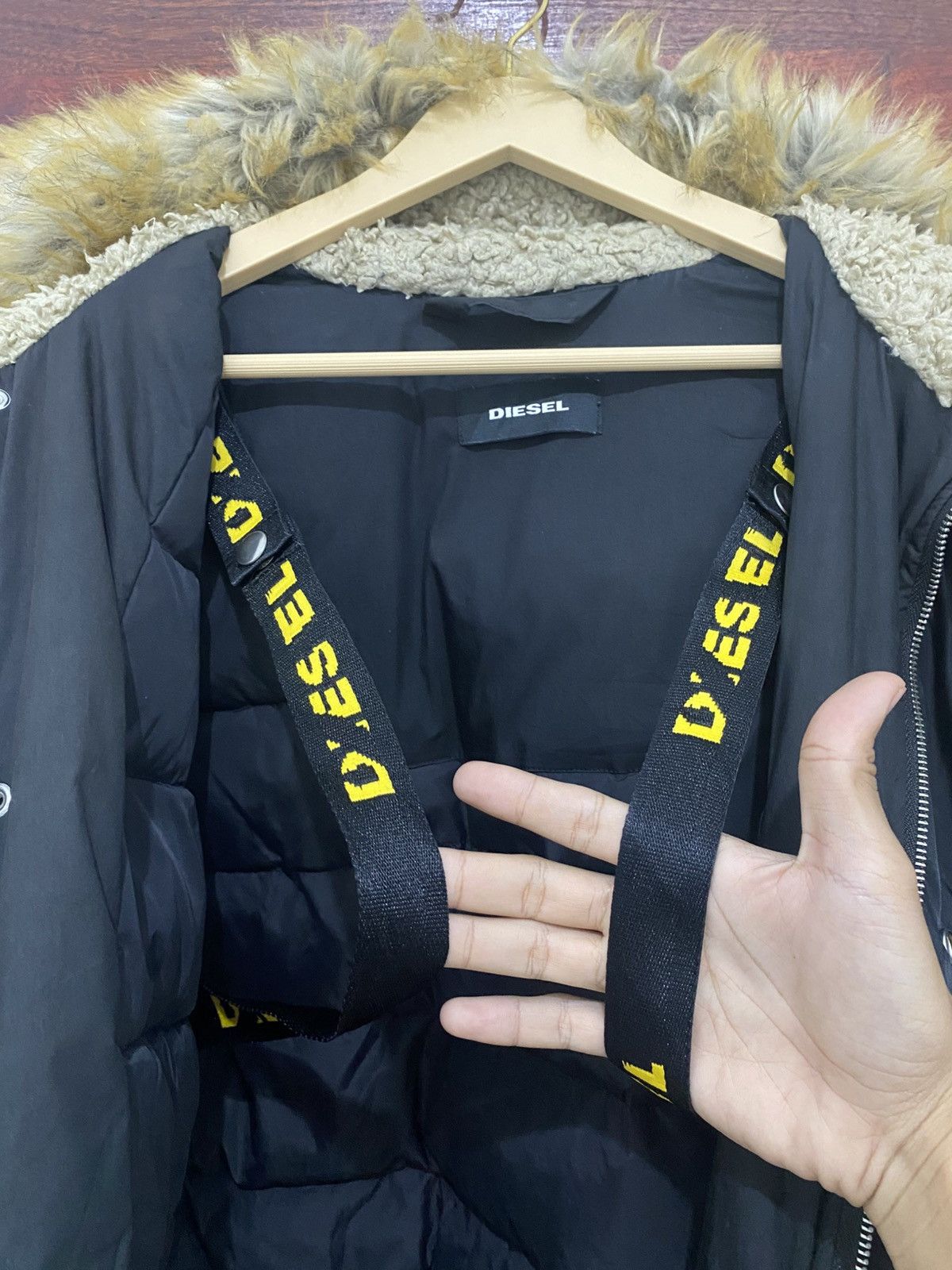 Diesel Rare Diesel Eco Fur W-Burke Puffer Bondage Jacket Size US M / EU 48-50 / 2 - 14 Thumbnail