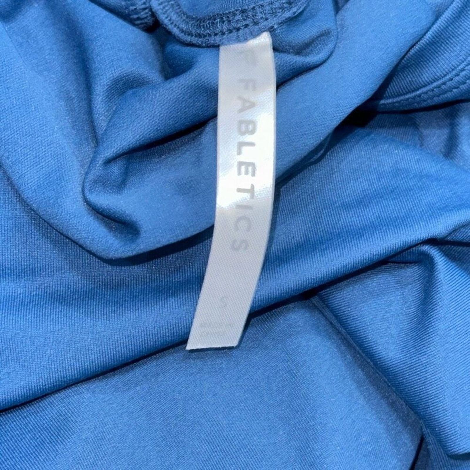 Fabletics Fabletics Blue Cashel Long Sleeve Workout Top | Sz S, NWT Size S / US 4 / IT 40 - 6 Thumbnail