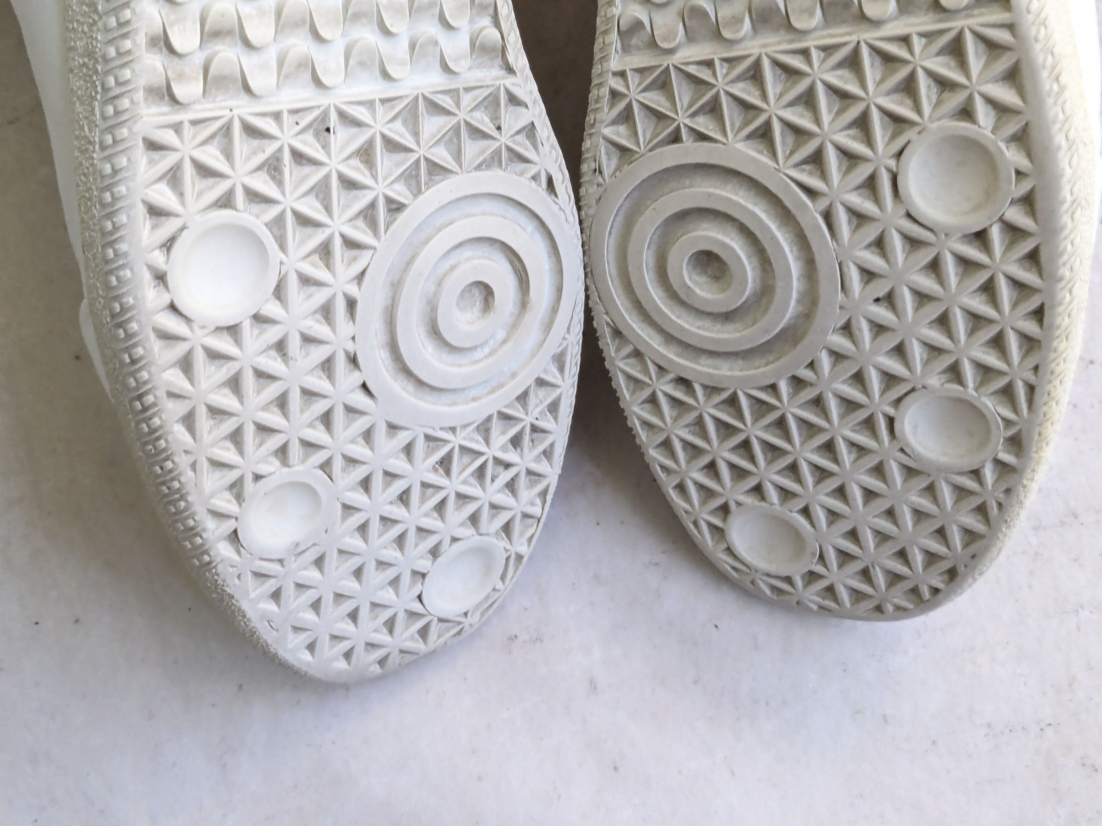 Maison Margiela Maison Margiela Future White 9 42 High Tops Size US 9 / EU 42 - 19 Thumbnail