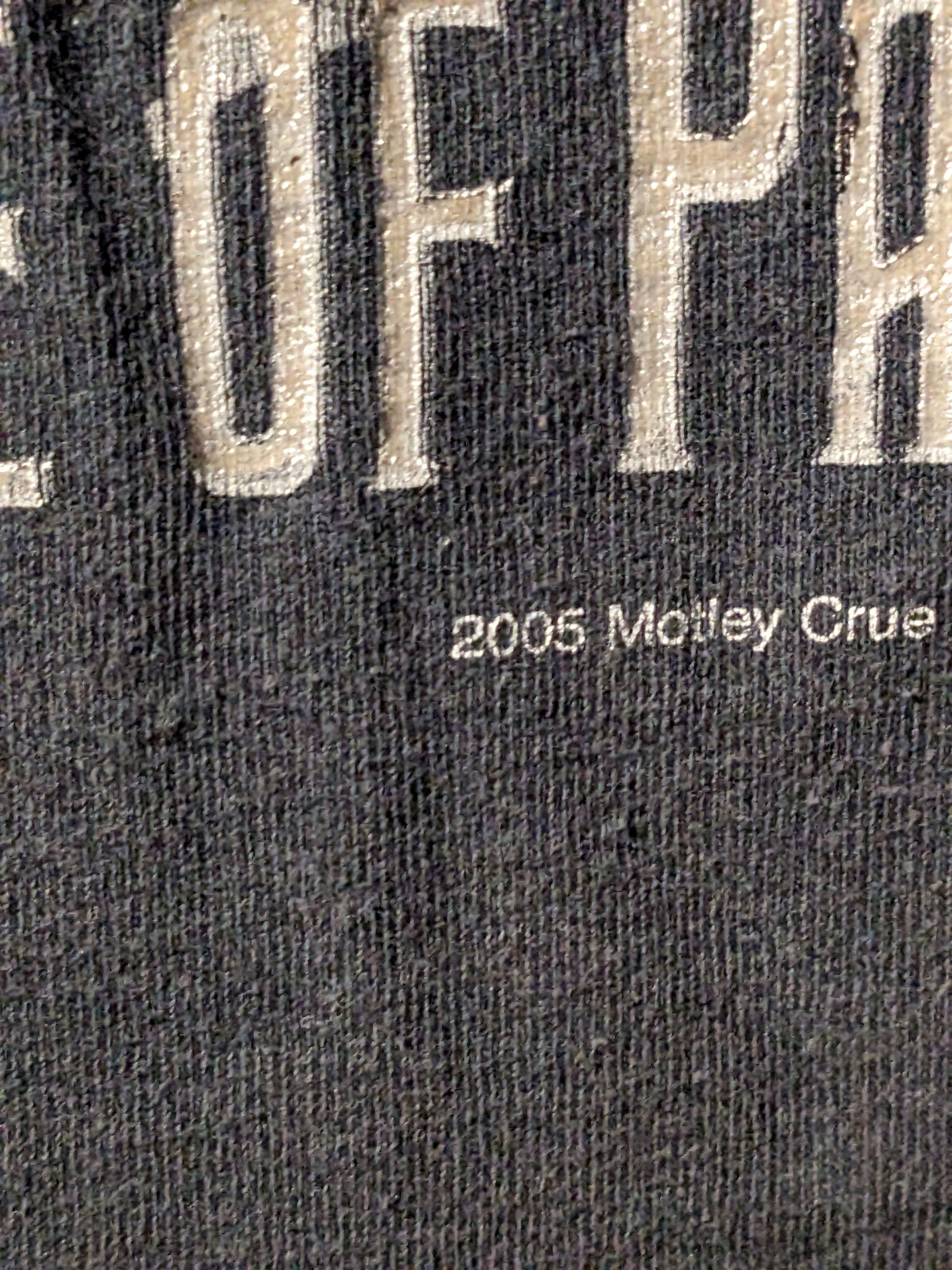 Band Tees × Vintage Vintage 2005 Motley Crue Theatre of Pain Band Music T-Shirt Size US XL / EU 56 / 4 - 3 Thumbnail