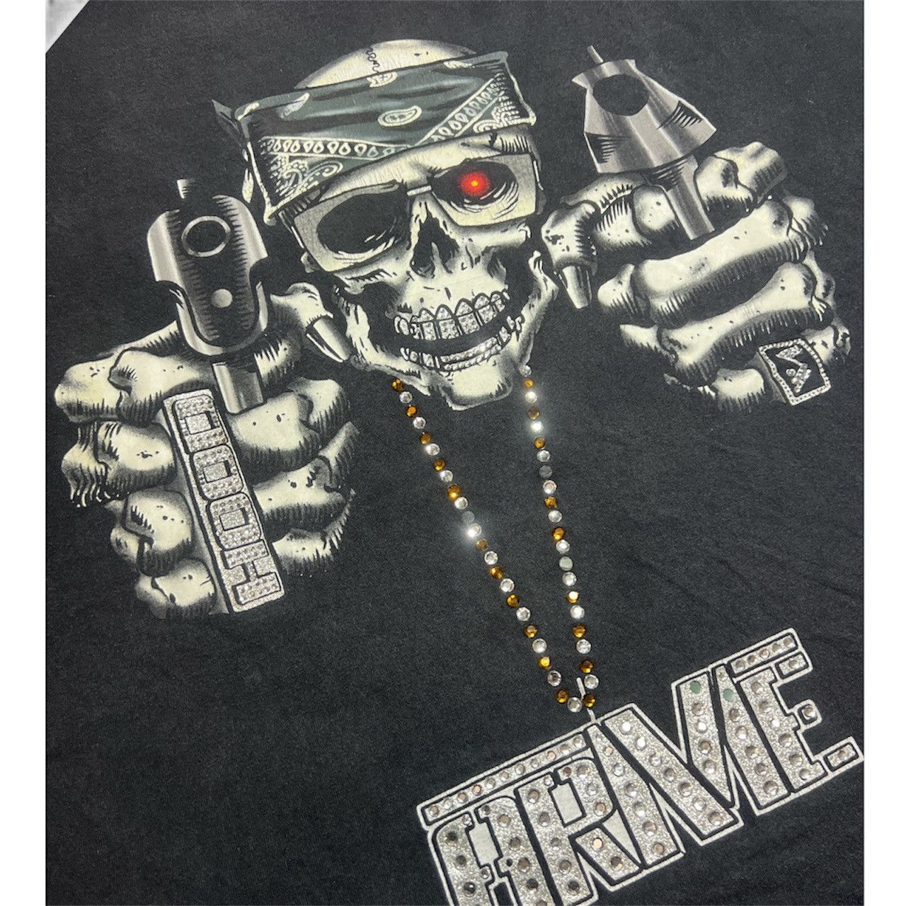 🔥 VINTAGE RHINESTONE “WELCOME TO THE HOOD” GRAPHIC TEE
