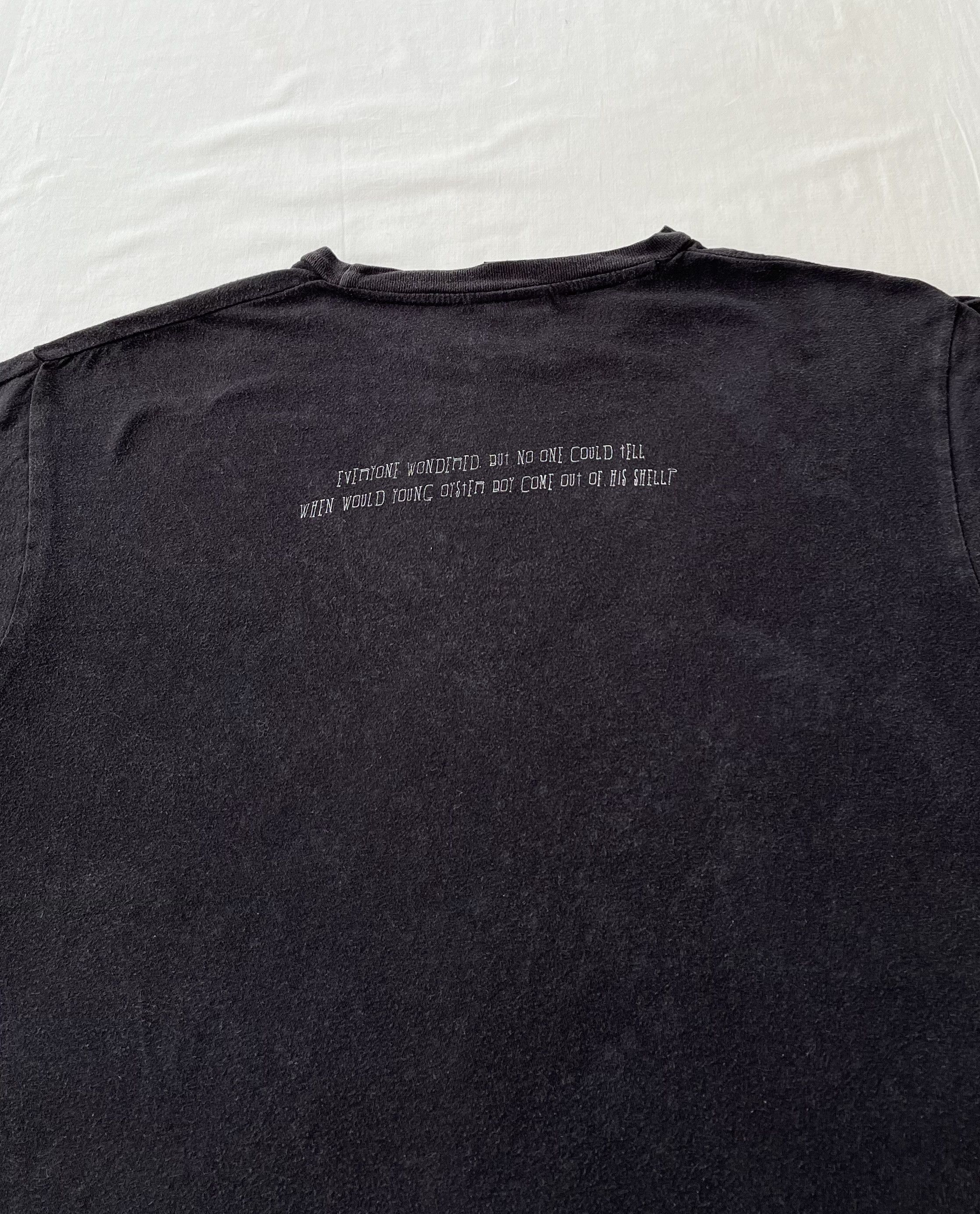 Vintage Vintage 2000s Tim Burton The Melancholy Death of Oyster Boy Size US M / EU 48-50 / 2 - 16 Thumbnail