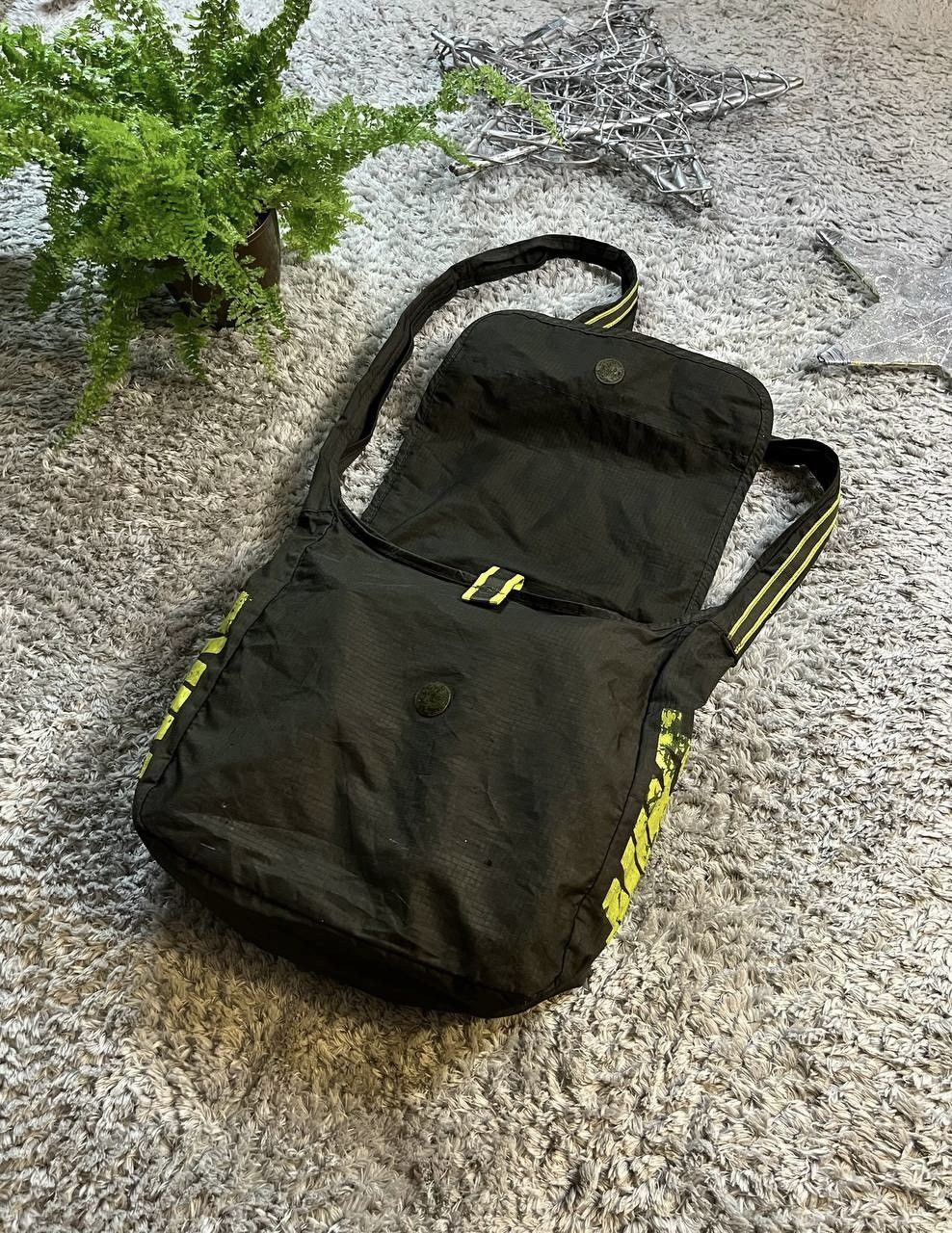 Nike × Vintage Vintage Nike 90s Bag Big Logo Y2K Bag Swoosh Rare Size ONE SIZE - 4 Thumbnail
