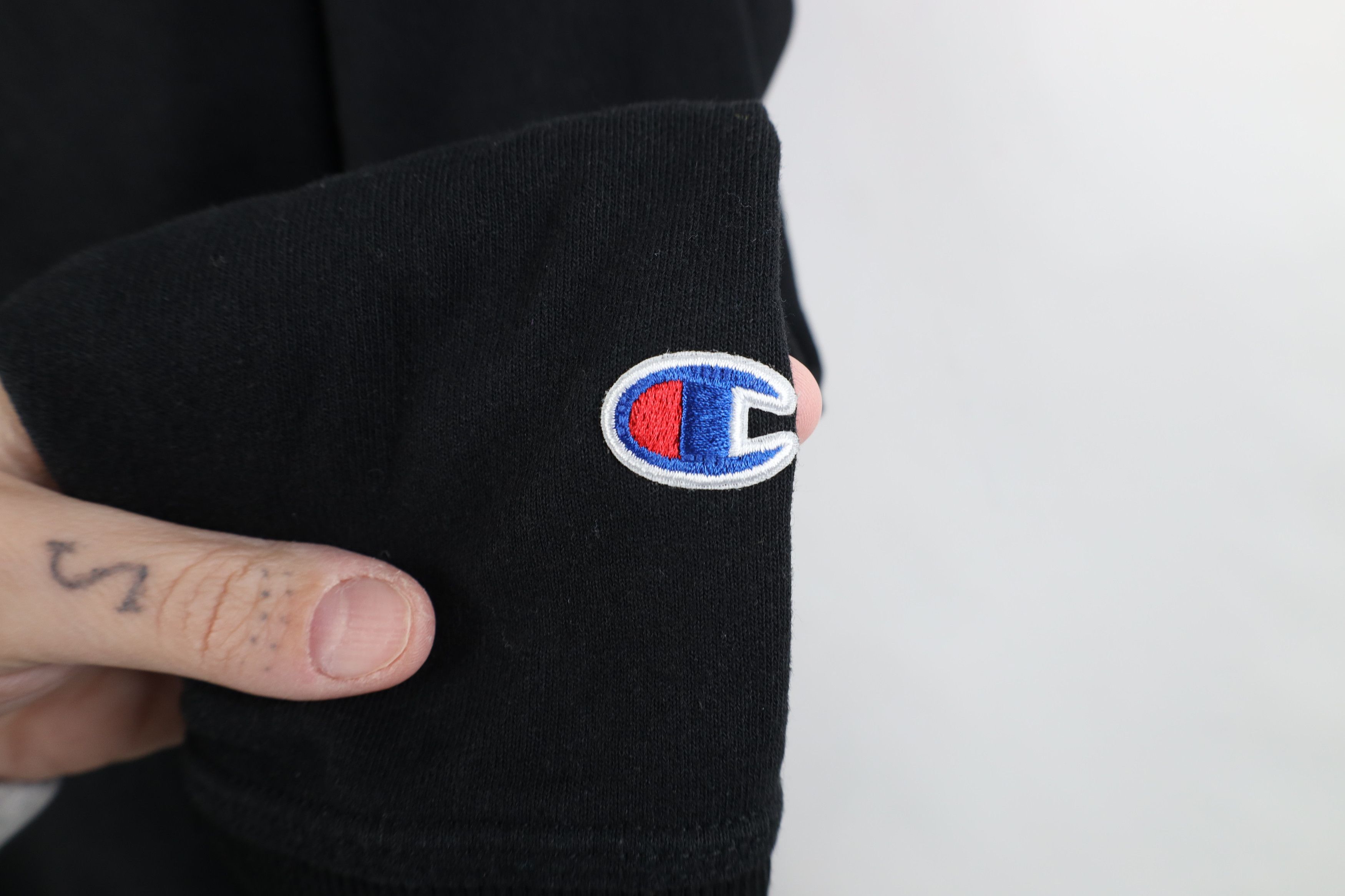 Champion Vintage Y2K Champion Monochrome Hoodie Sweatshirt Black Size US S / EU 44-46 / 1 - 4 Thumbnail