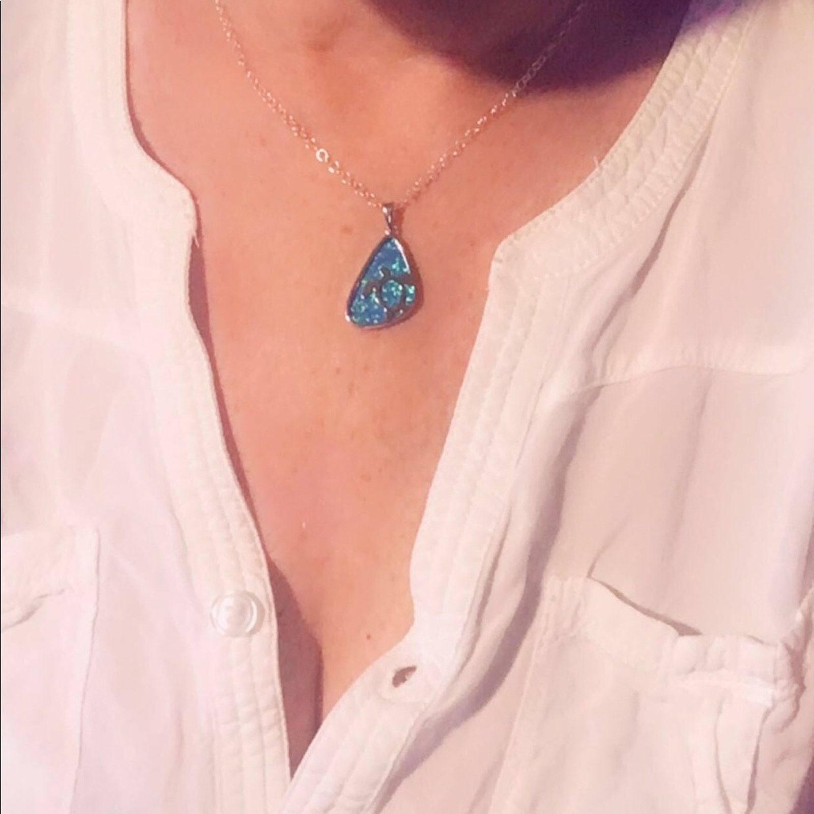 The Unbranded Brand Sterling Silver Lab opal Turtle Necklace Size ONE SIZE - 4 Thumbnail