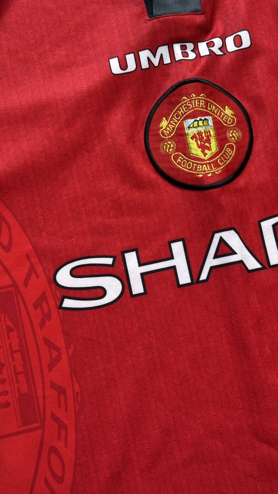 Umbro 1996/98 Umbro Manchester United Vintage Home Soccer Jersey Size US L / EU 52-54 / 3 - 6 Thumbnail