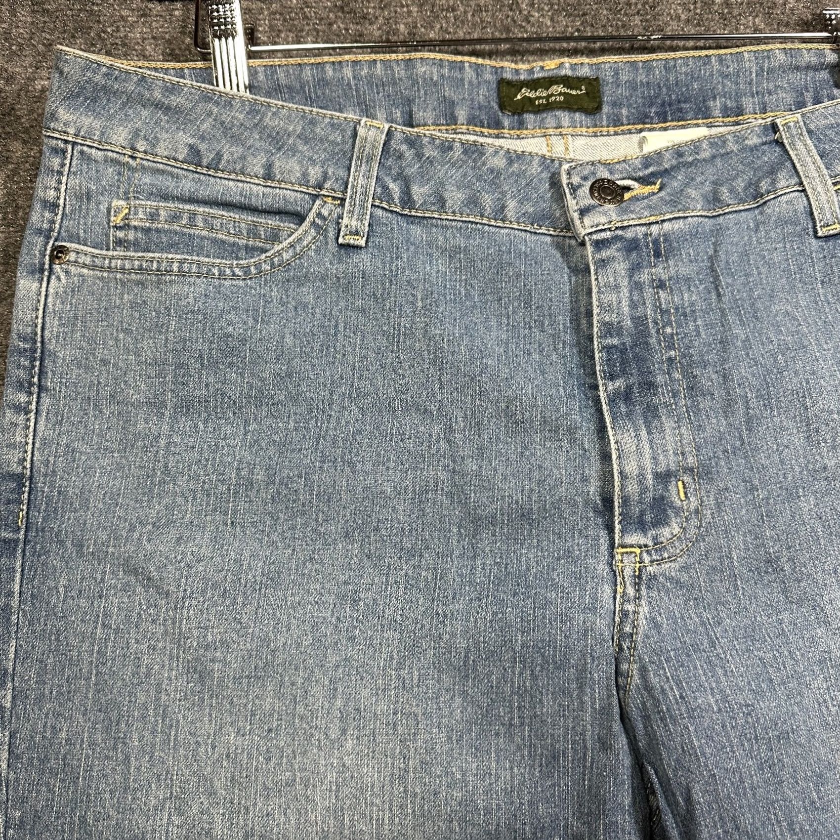 Eddie Bauer Eddie Bauer Jeans Womens 16 Cropped Blue Cotton Stretch Pockets Size 38" / US 16 / IT 52 - 4 Thumbnail
