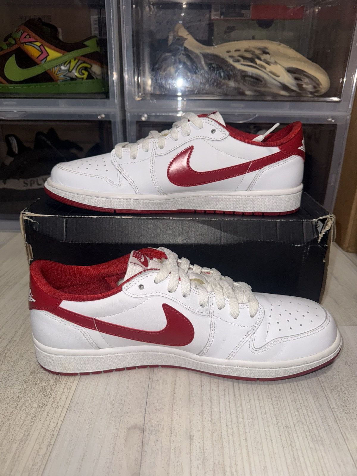 Jordan Brand Air Jordan 1 Retro Low OG White Varsity Red Size US 10.5 / EU 43-44 - 3 Thumbnail