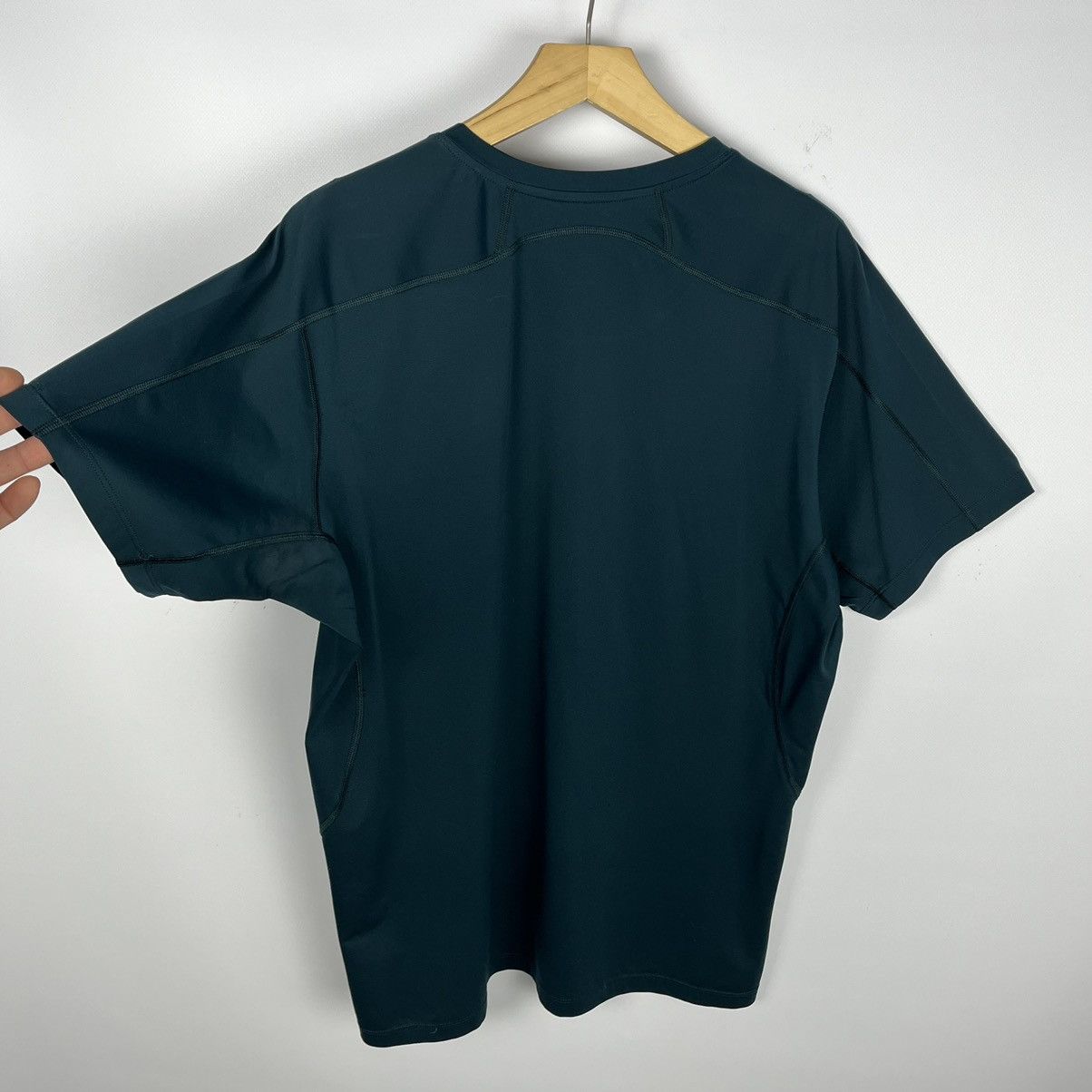 Arc'teryx Arc’teryx big logo bird gorpcore tee Size US L / EU 52-54 / 3 - 15 Thumbnail