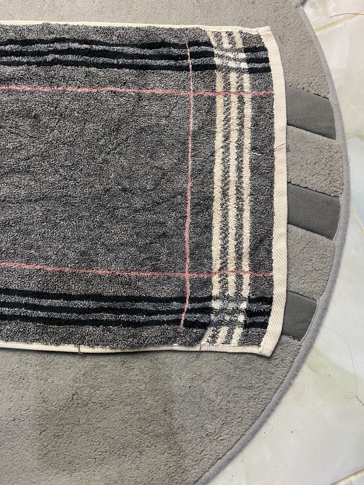 Burberry Burberrys Hand Towell Small Size Size ONE SIZE - 9 Thumbnail
