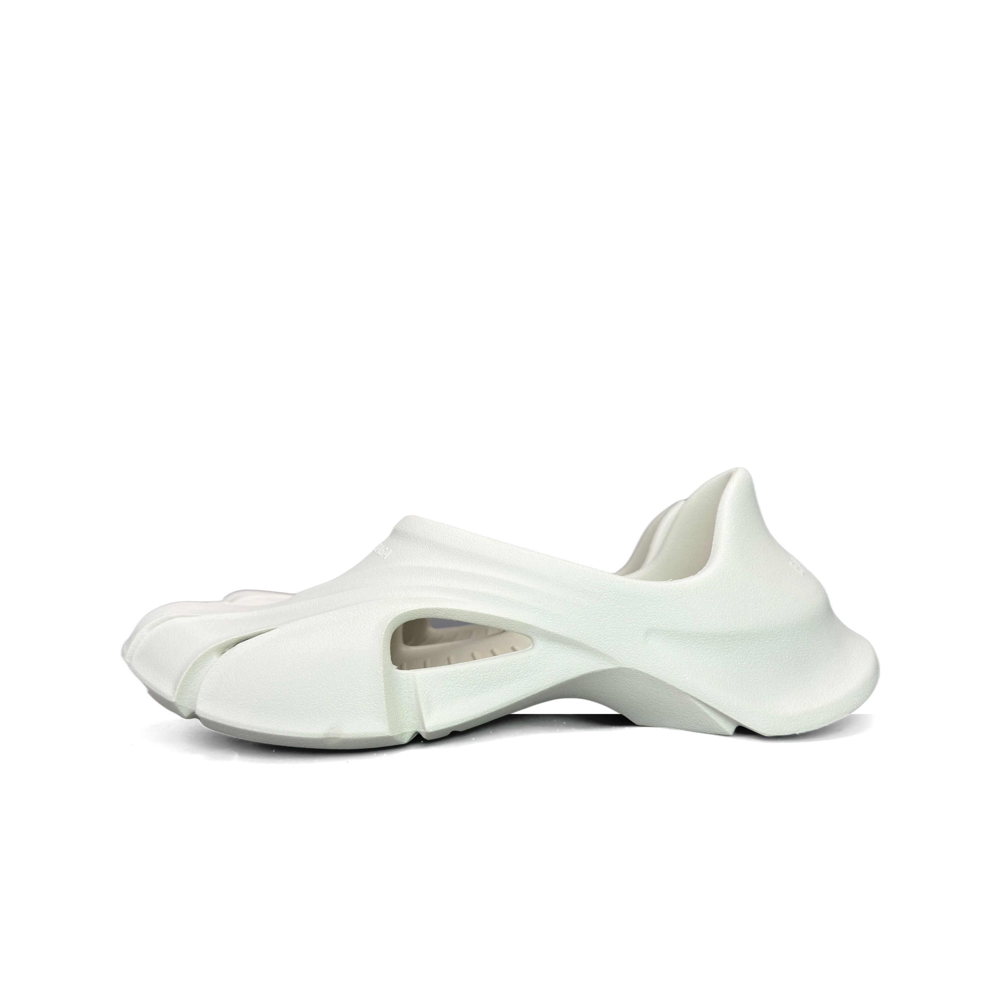 Balenciaga Balenciaga Mold Rubber Slip Ons Size 9 Size US 9 / EU 42 - 1 Thumbnail
