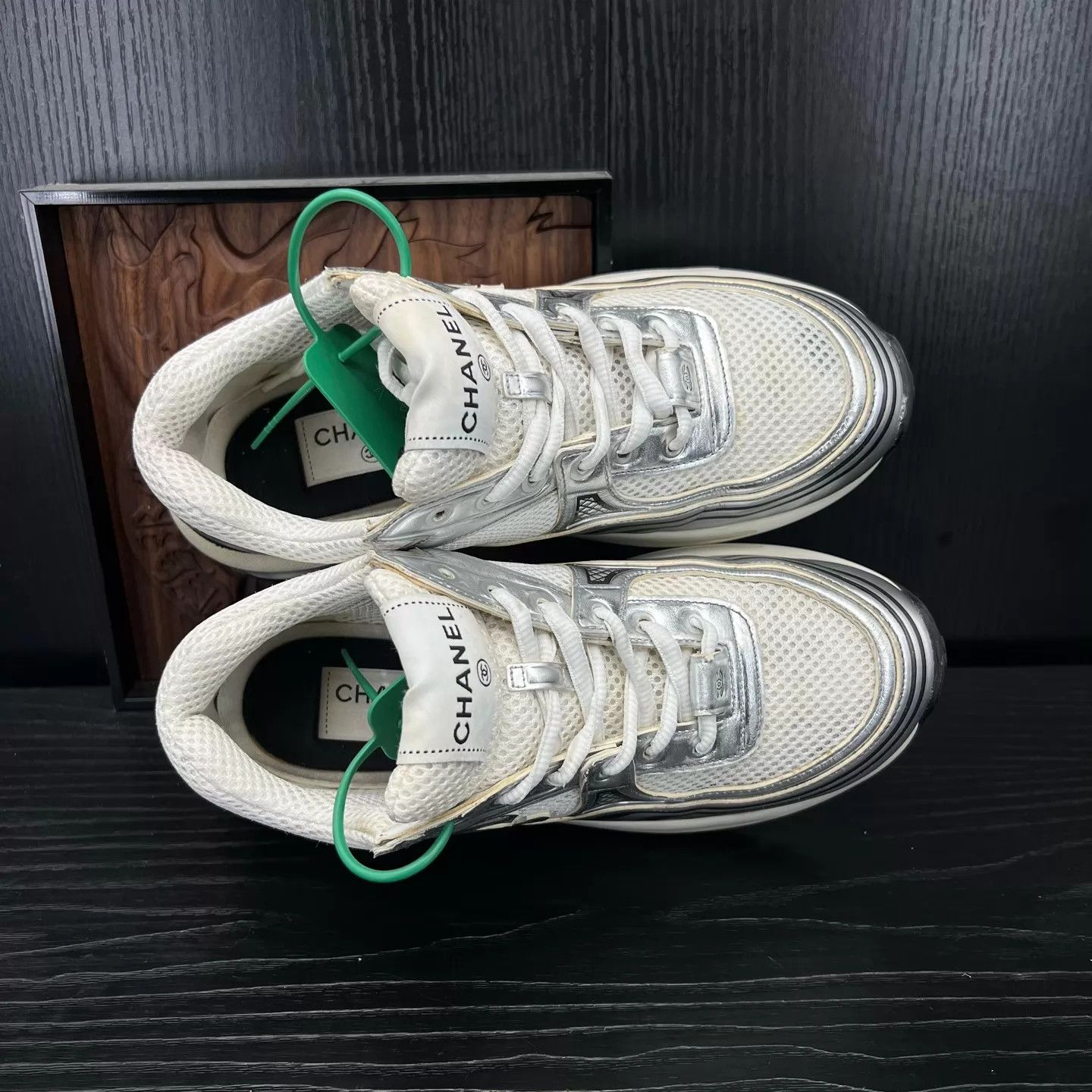 Chanel CHANEL 23c Silver Horn King Size 36.5 Size US 6 / IT 36 - 4 Thumbnail