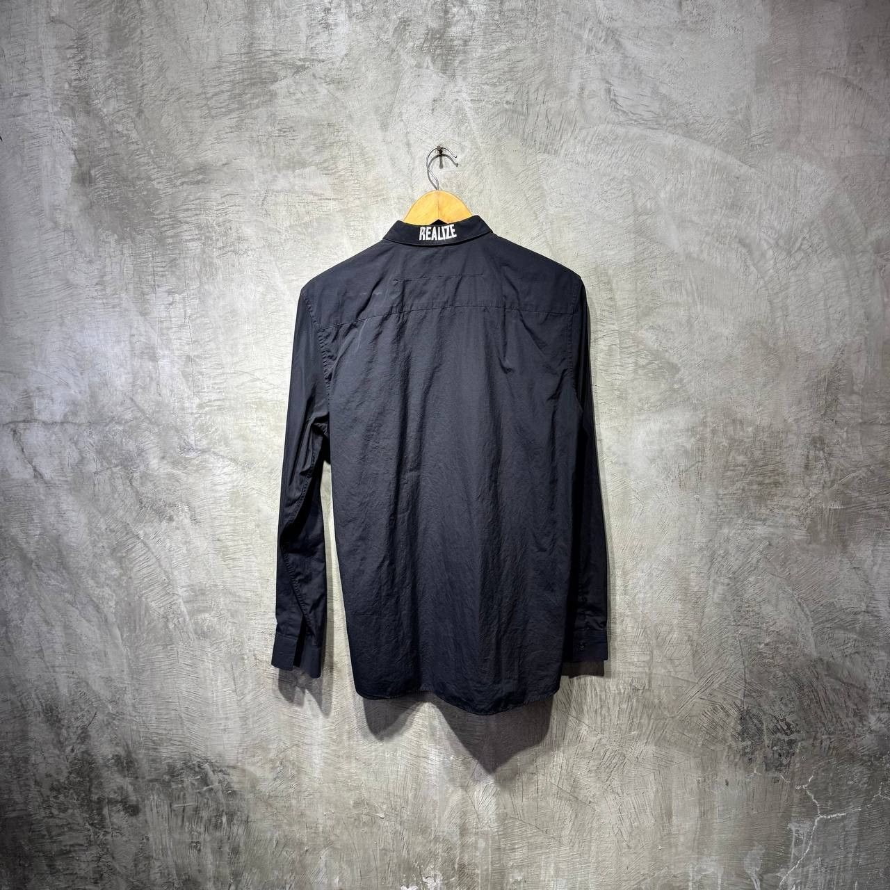 Givenchy Givenchy “Real Lies Real Eyes Realize” embroidered L/S Size US M / EU 48-50 / 2 - 8 Thumbnail