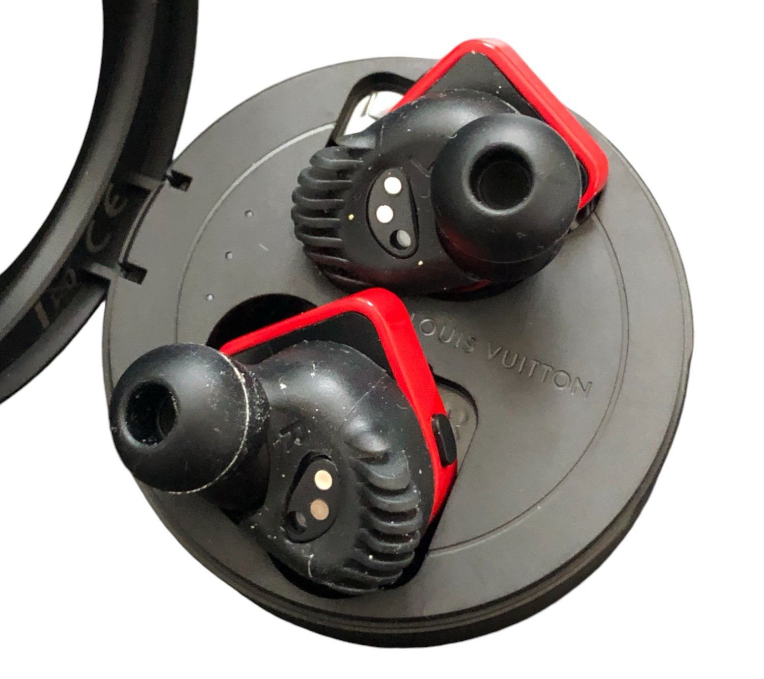 Louis Vuitton Louis Vuitton Horizon Earphones Red Size ONE SIZE - 8 Thumbnail