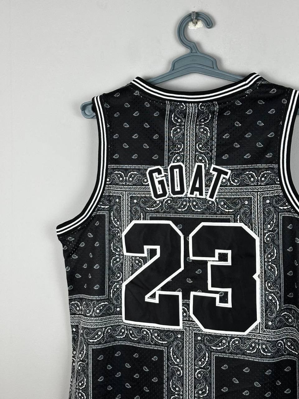 Other Illinois Goat 23 Bandana Print Basketball Jersey Size US XL / EU 56 / 4 - 1 Thumbnail