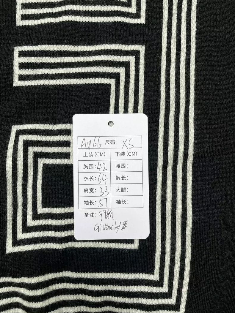Givenchy Givenchy Classic Logo Black Sweater 2506-Nextarrow Size US XS / EU 42 / 0 - 6 Thumbnail
