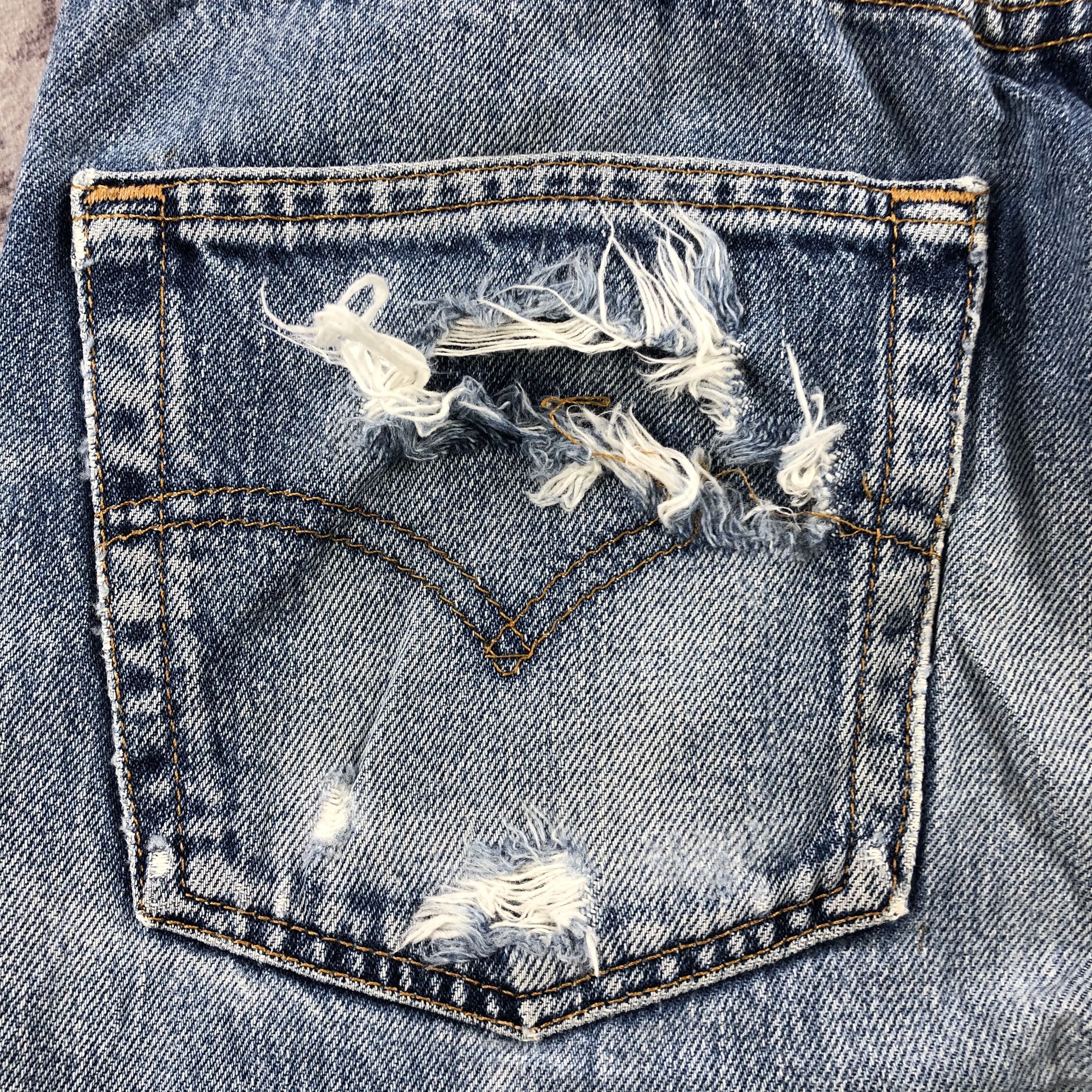Levi's 90s Vintage Blue Wash Levis 501 Jeans-JM2244 Size US 30 / EU 46 - 6 Thumbnail