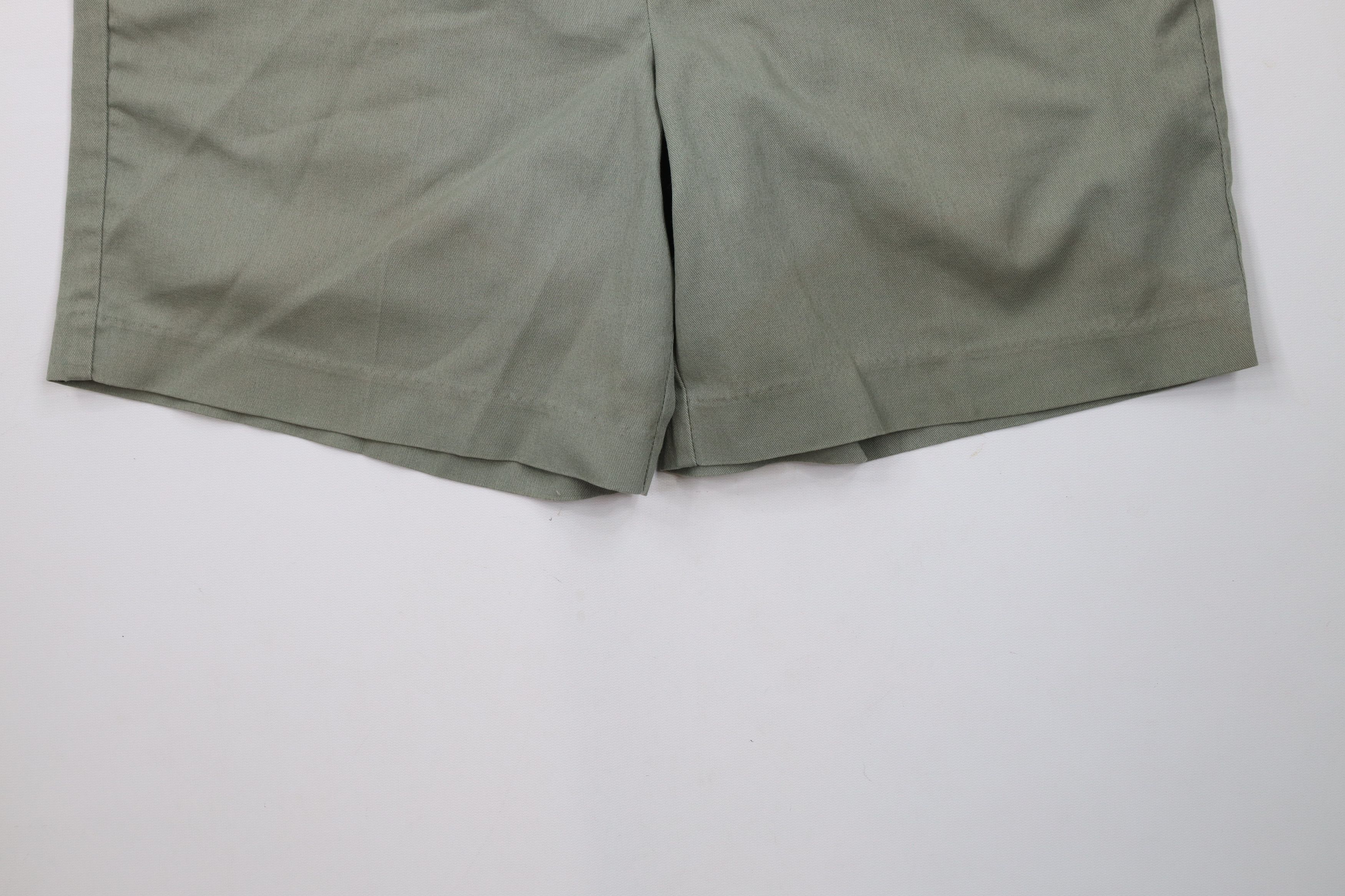 Vintage Vintage 90s Streetwear Above Knee Chino Golf Shorts Green Size US 34 / EU 50 - 4 Thumbnail