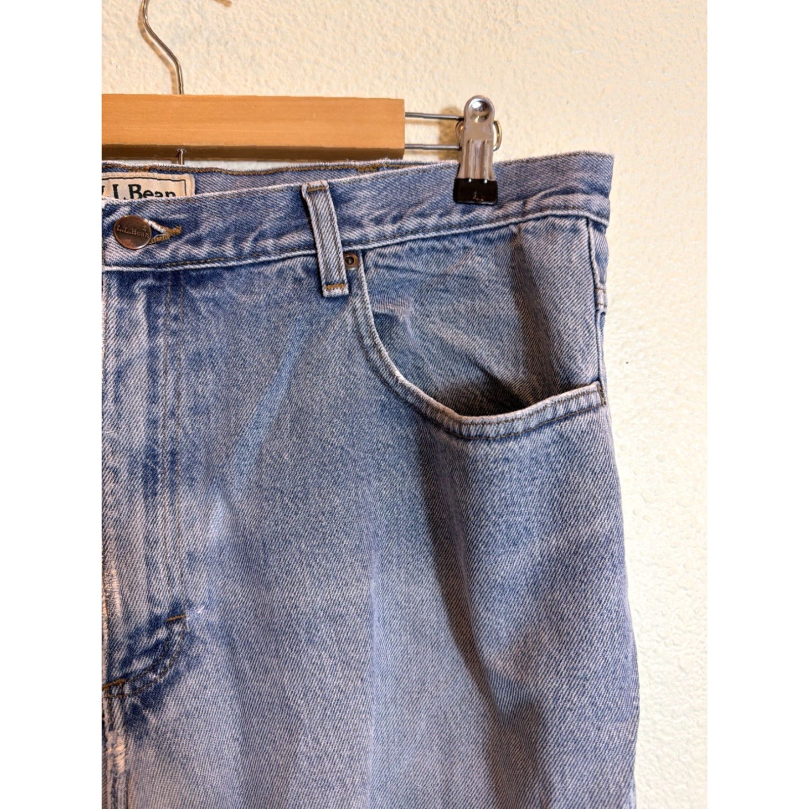 Vintage Y2K LL Bean Mens Jeans Relaxed Fit 38x34 Light Wash Distressed Blue Straight Jeans Mens Size US 38 / EU 54 - 6 Thumbnail