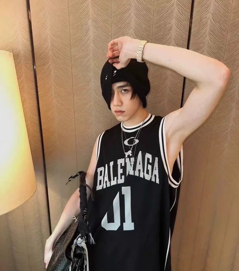 Balenciaga Balenciaga Loop Basketball Vest Size US S / EU 44-46 / 1 - 6 Thumbnail