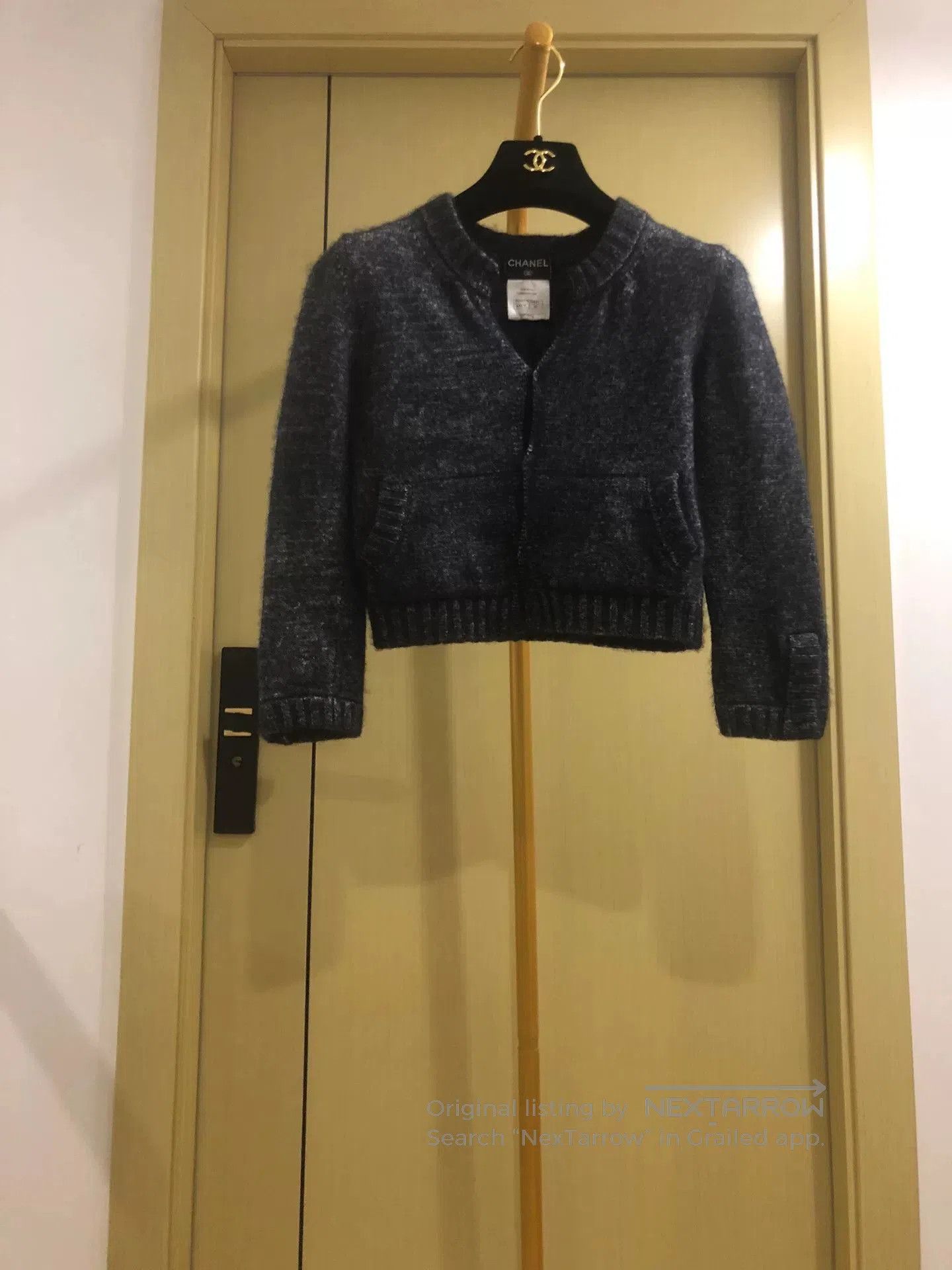 Chanel Chanel Cashmere Silk Short Jacket. Size XS / US 0-2 / IT 36-38 - 1 Thumbnail