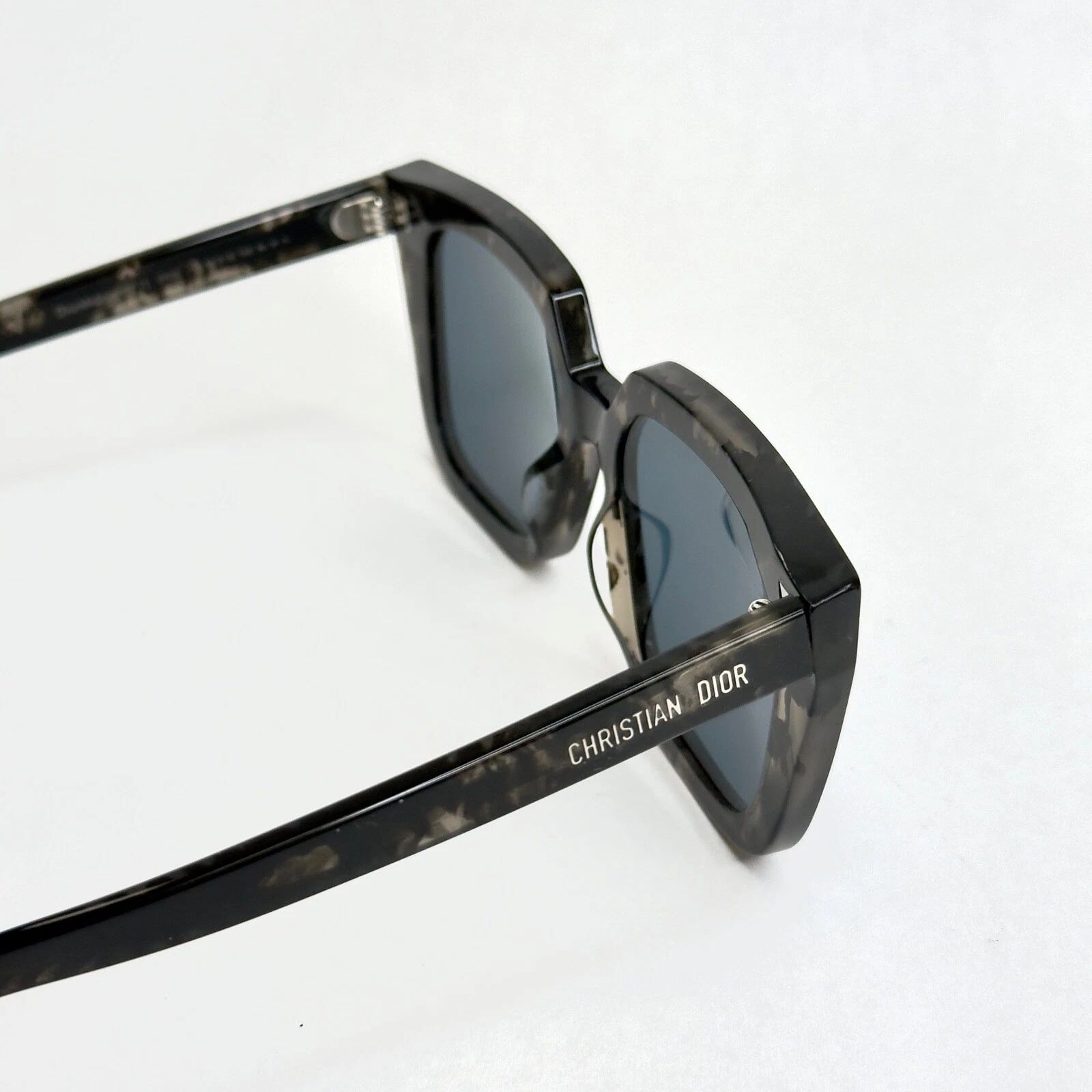 Christian Dior Monsieur CHRISTIAN DIOR MIDNIGHT S1I Sunglasses DIORMIDNIGHT CD40092I Size ONE SIZE - 5 Thumbnail