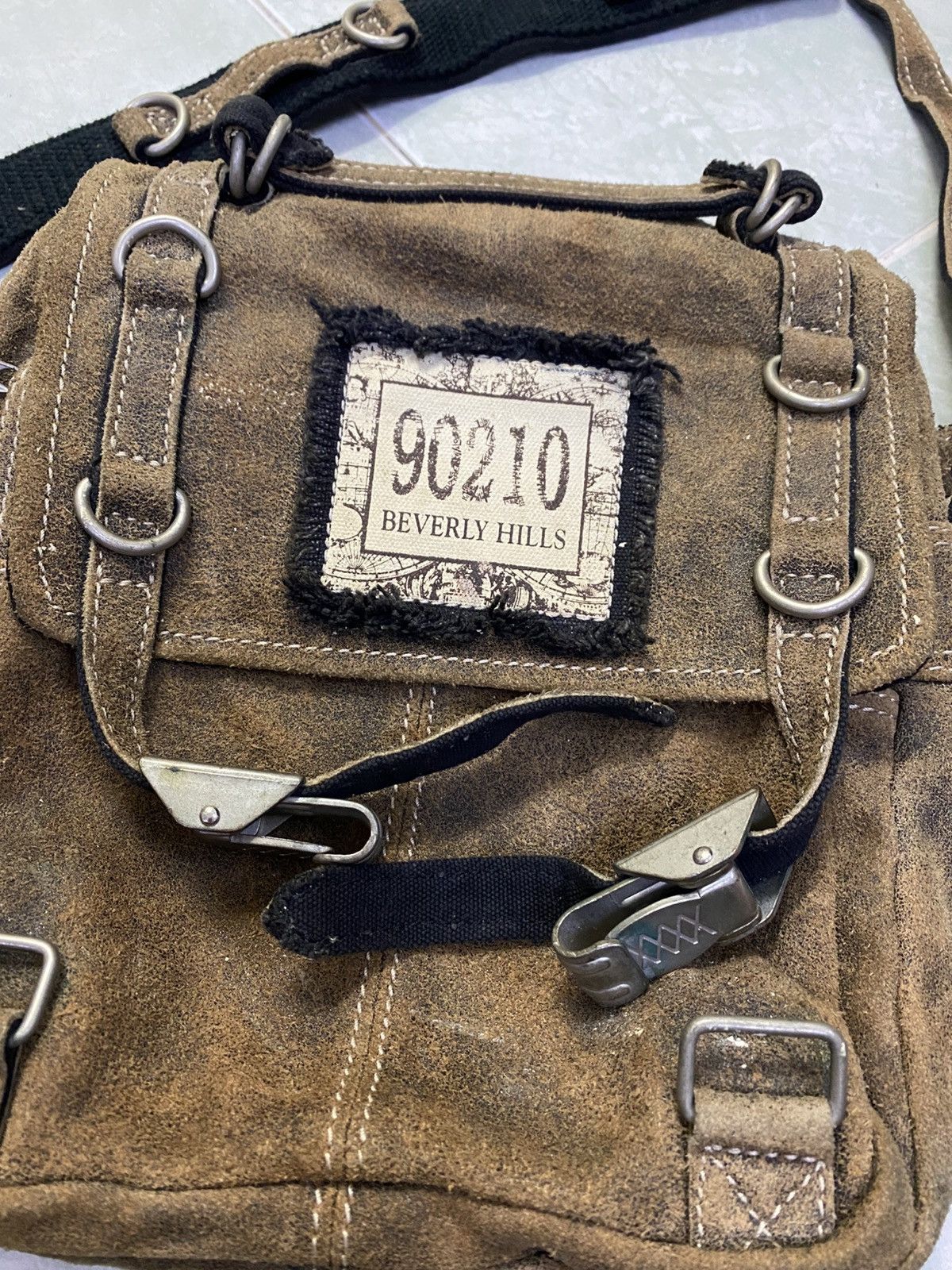 Genuine Leather × If Six Was Nine Rare Vintage Beverly Hills Leather Sling Bag Size ONE SIZE - 5 Thumbnail