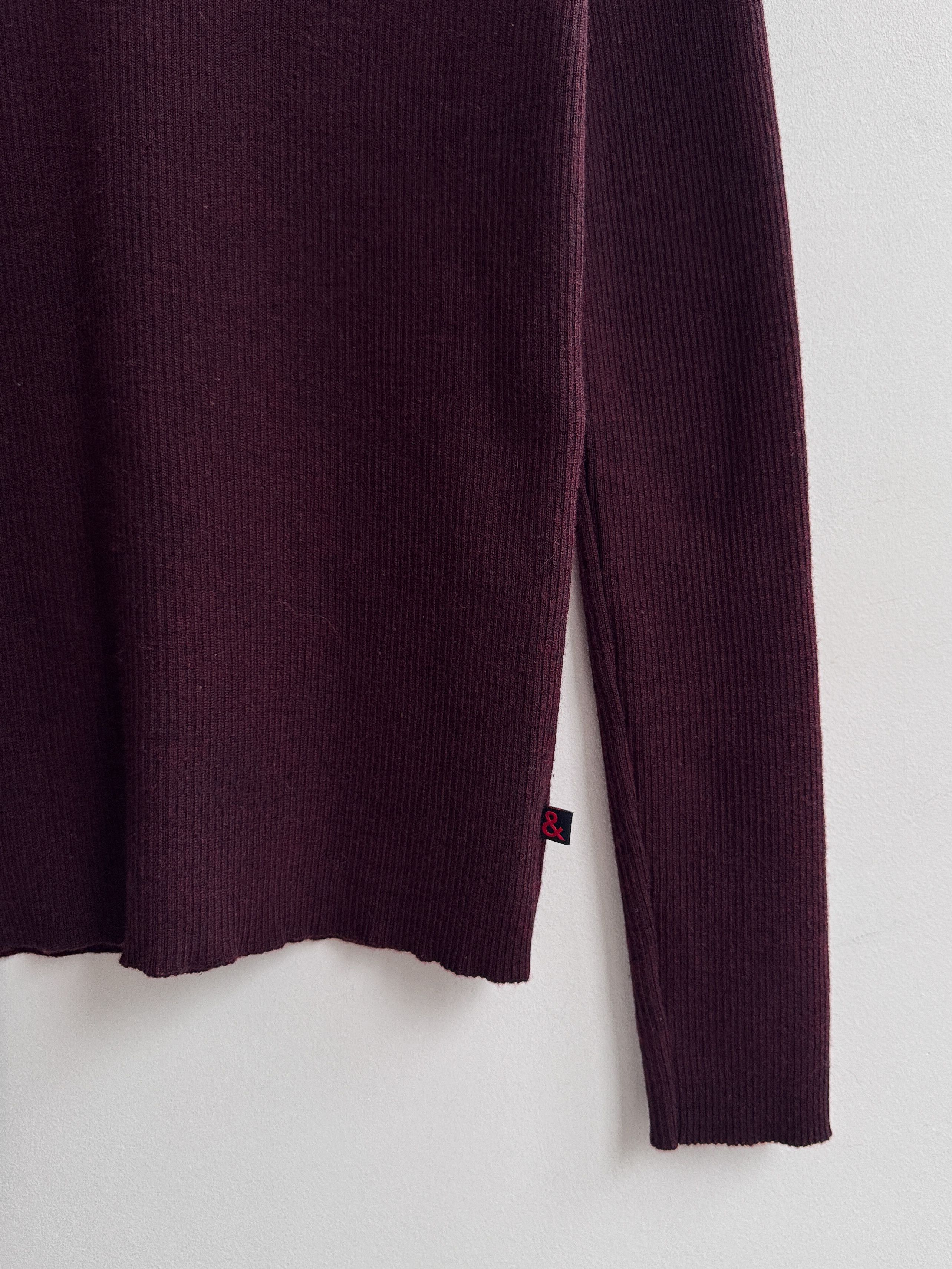 Dolce & Gabbana Vintage Dolce & Gabbana V Neck Sweater Size US L / EU 52-54 / 3 - 5 Thumbnail