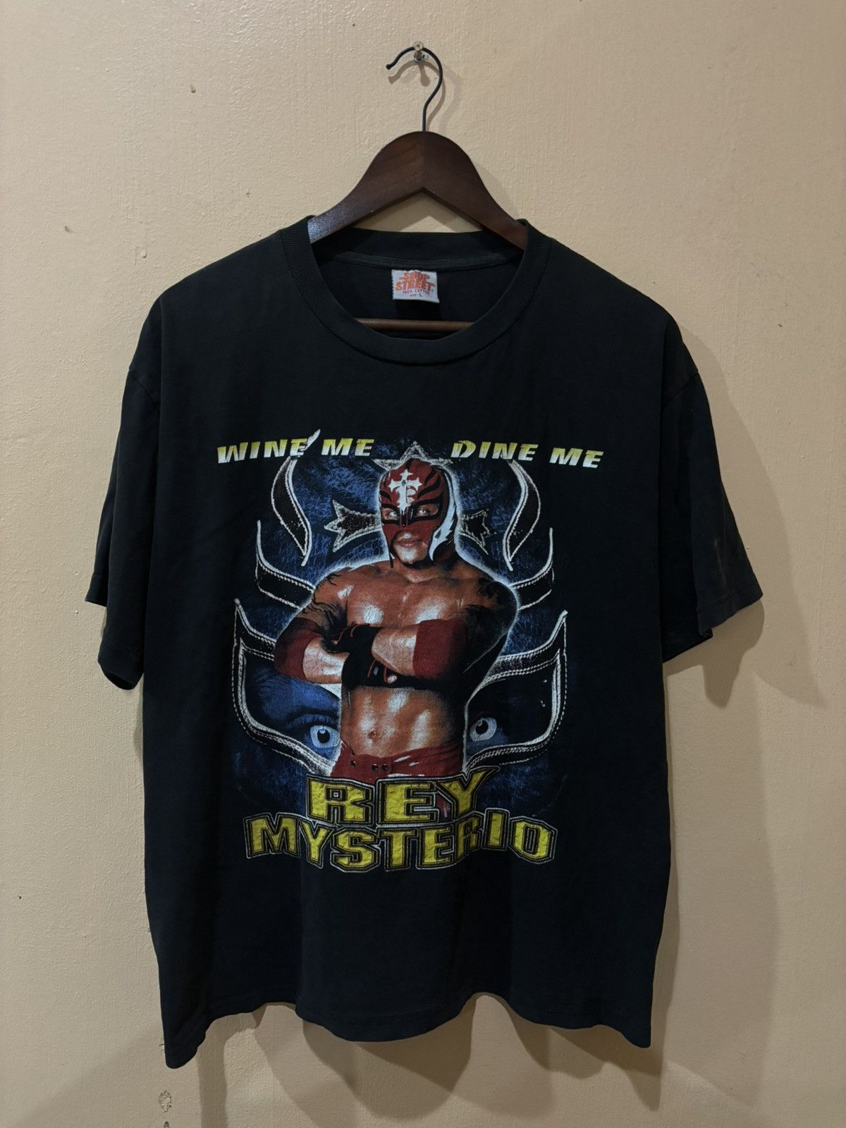 WWE Vintage Rey Mysterio Tshirt Size US L / EU 52-54 / 3 - 1 Thumbnail