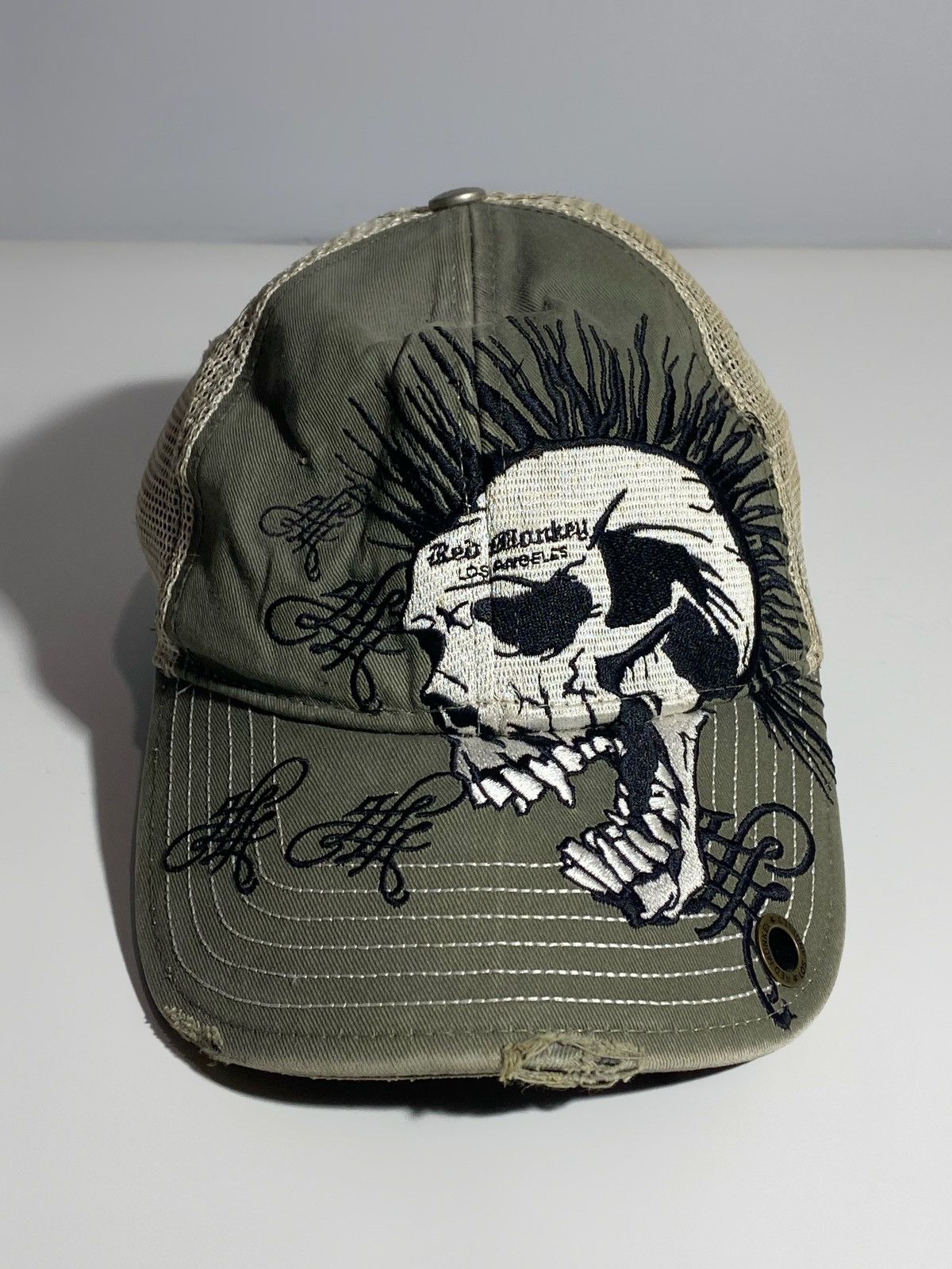 Other 🔥 RED MONKEY SKULL TRUCKER HAT VINTAGE LOS ANGELES VIBES Size ONE SIZE - 1 Thumbnail