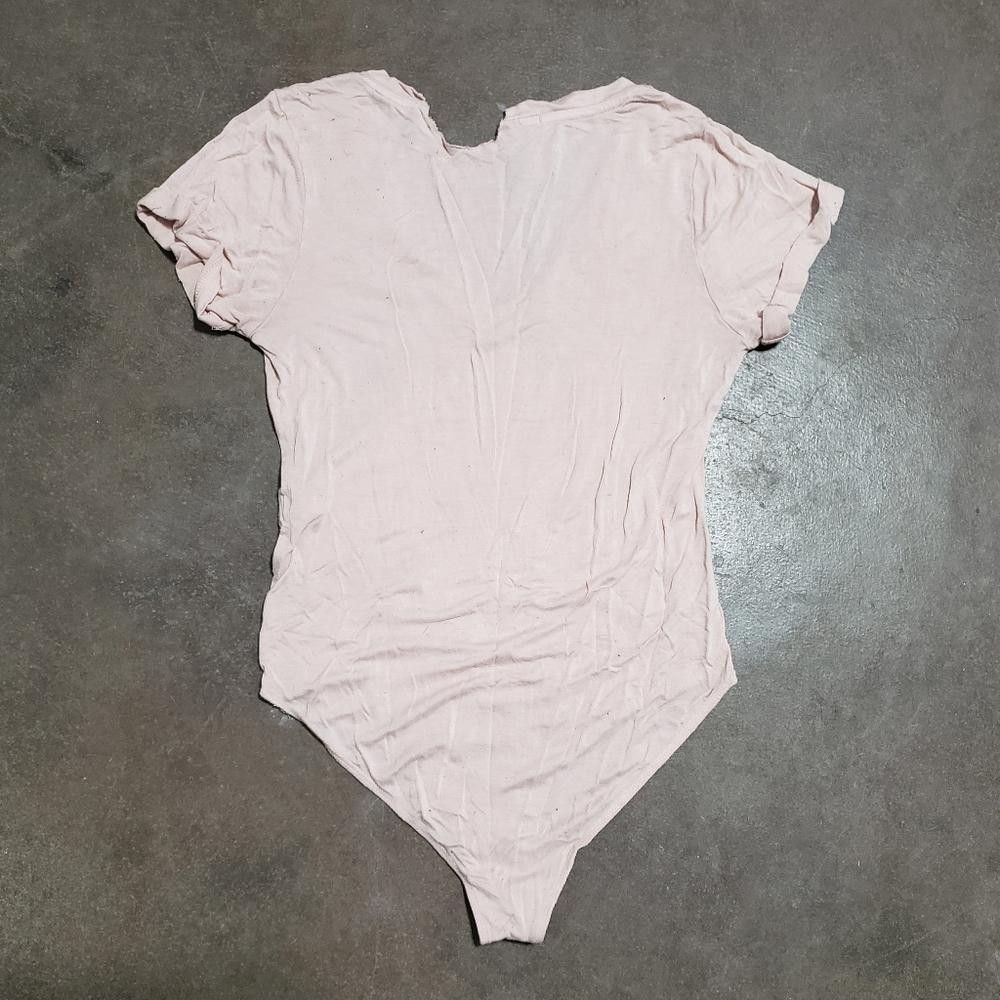 Forever 21 Light Pink F21 Short Sleeve Bodysuit Size L / US 10 / IT 46 - 2 Thumbnail