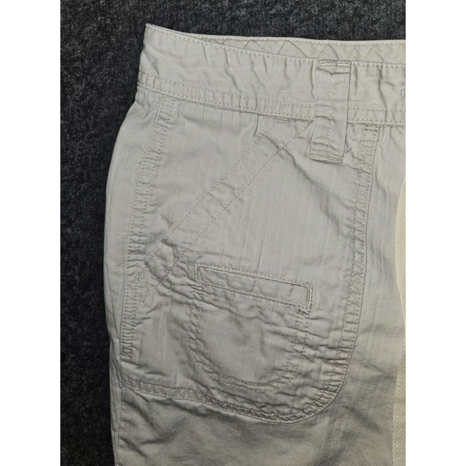 Tommy Hilfiger Tommy Hilfiger Capri Bermuda Shorts Women's 10 Ivory Roll Tab Flap Pocket Preppy Size 32" / US 10 / IT 46 - 6 Thumbnail